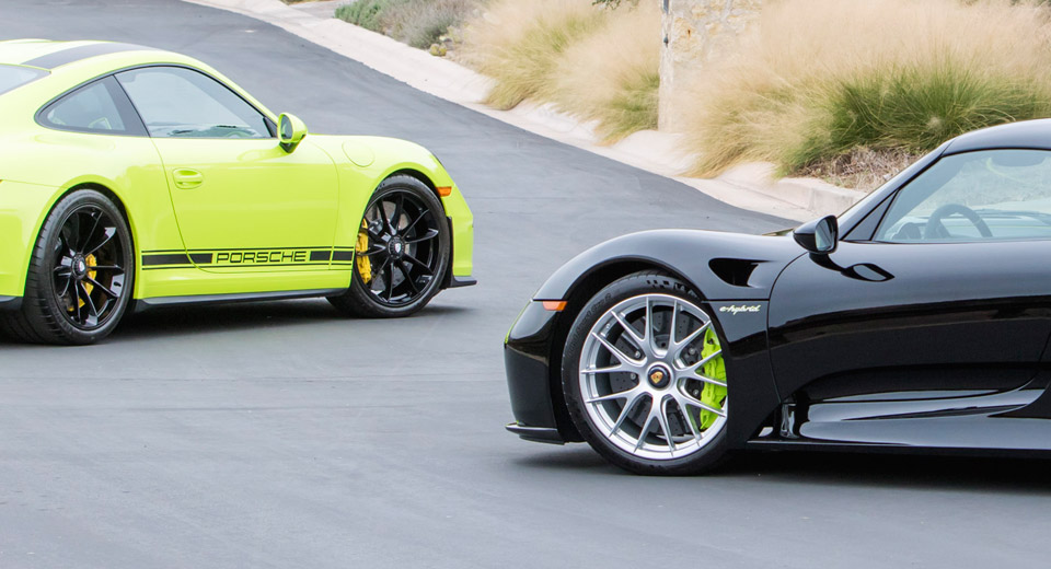 Matching 918 Spyder & 911 R Put A Porschephile’s Dream On The Auction Block