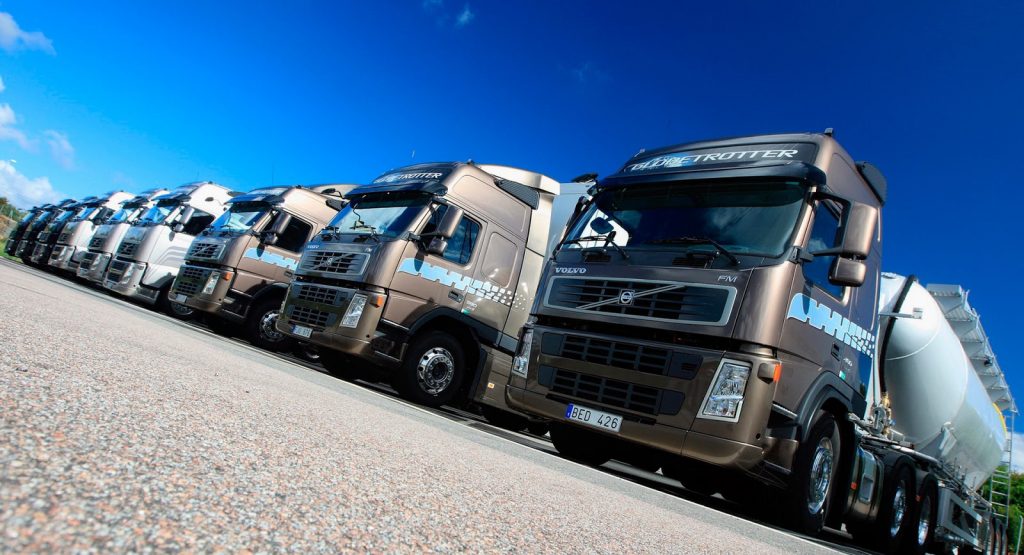  Geely Buys $3.3 Billion Stake In Volvo Trucks