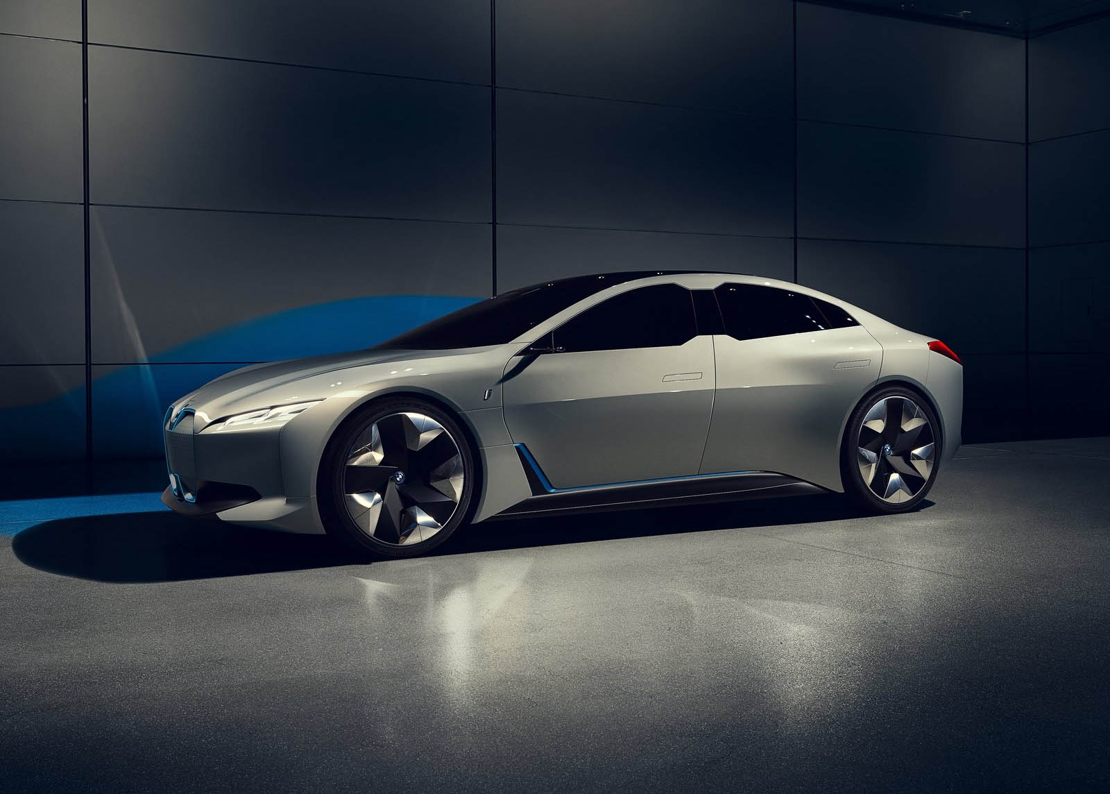 BMW-i_Vision_Dynamics_Concept-2017-1600-02 BMW i4 Confirmed For 2021, Will Become The Company’s Fifth Core Electric Vehicle