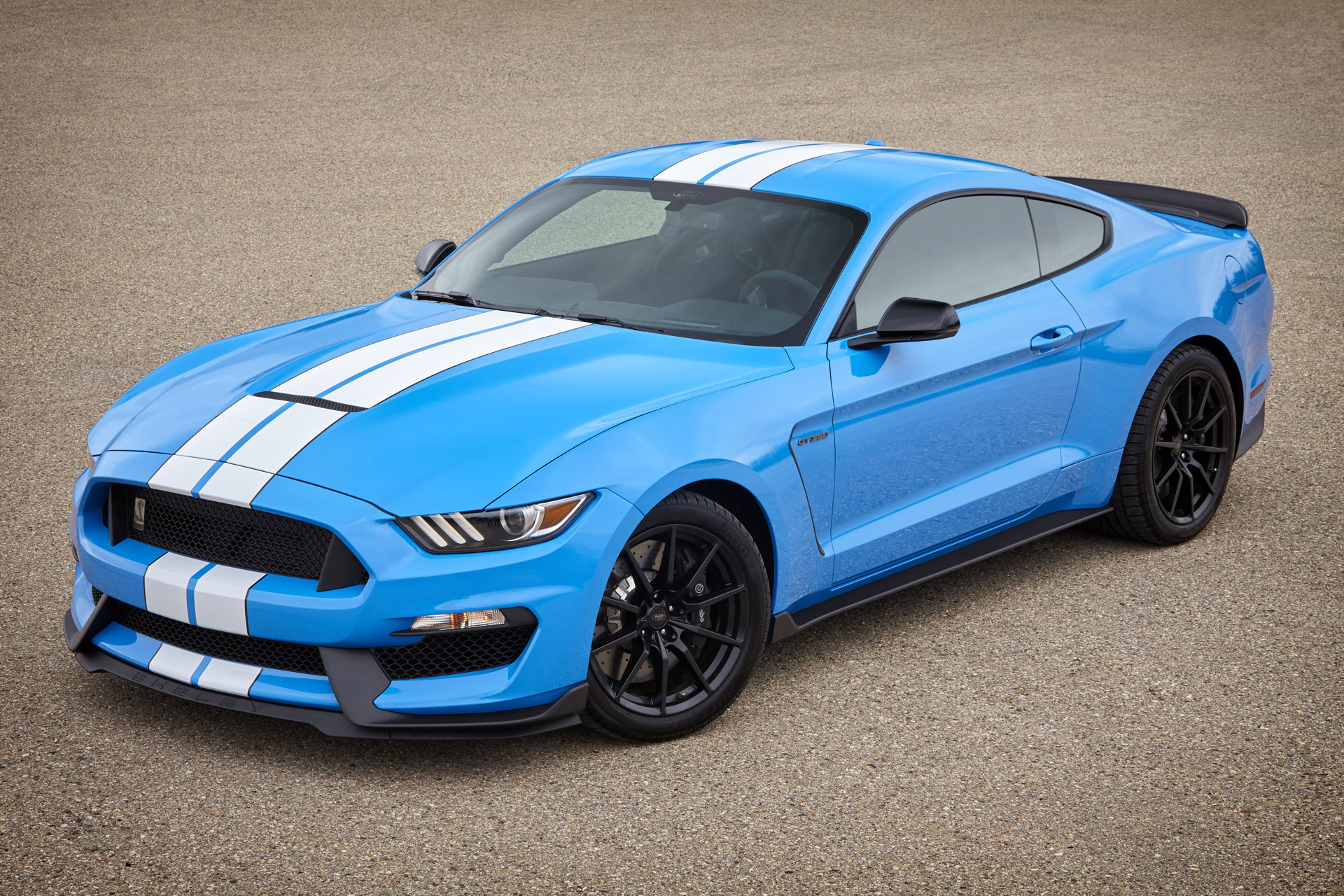 2017 Ford Shelby GT350 in Grabber Blue Ford Mustang Shelby GT500 Tipped For Chicago Debut