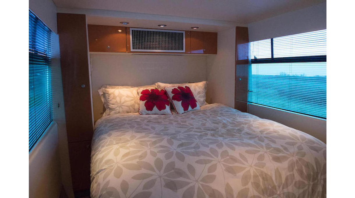 2001-ferrari-scuderia-f1-iveco-motor-home-14 Become The Envy Of The Caravan Park With Scuderia Ferrari’s Custom Iveco Motor Home