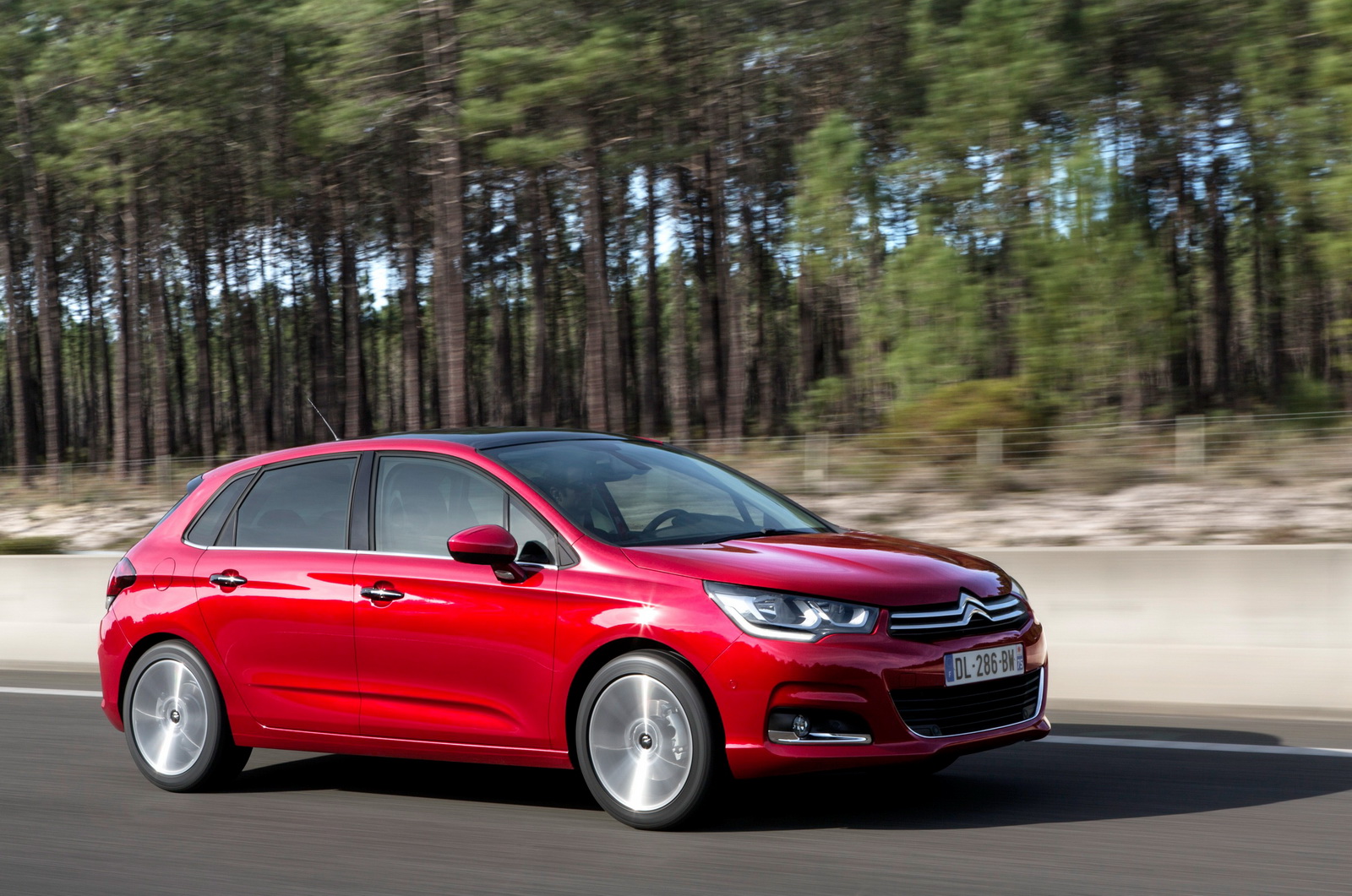 2015-citroen-c4-2 That’s Fresh: Citroen Is Resurrecting The C4 Hatchback