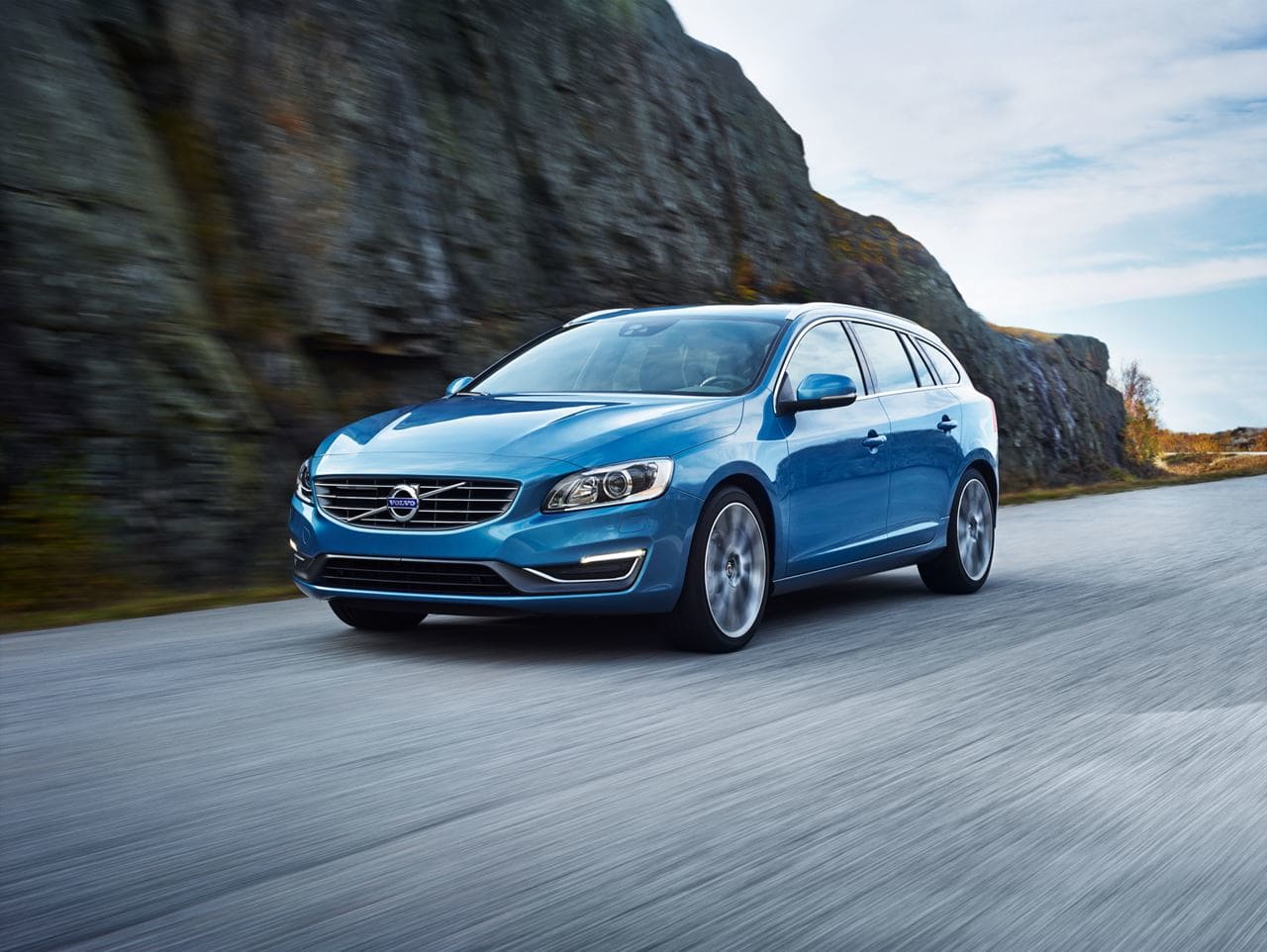 2016-volvo-v60-1 New Volvo V60 Reportedly Coming To Geneva Motor Show, S60 To Follow