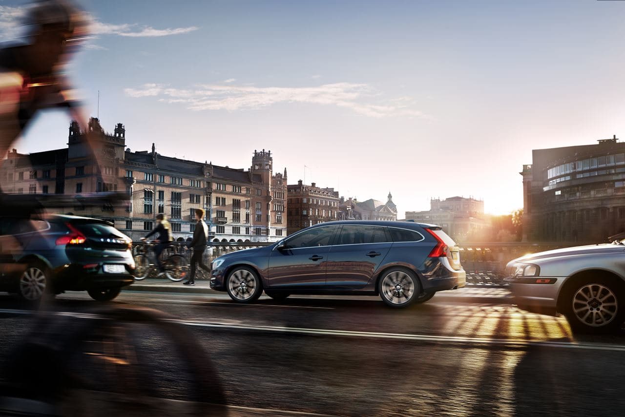 2016-volvo-v60-6 New Volvo V60 Reportedly Coming To Geneva Motor Show, S60 To Follow