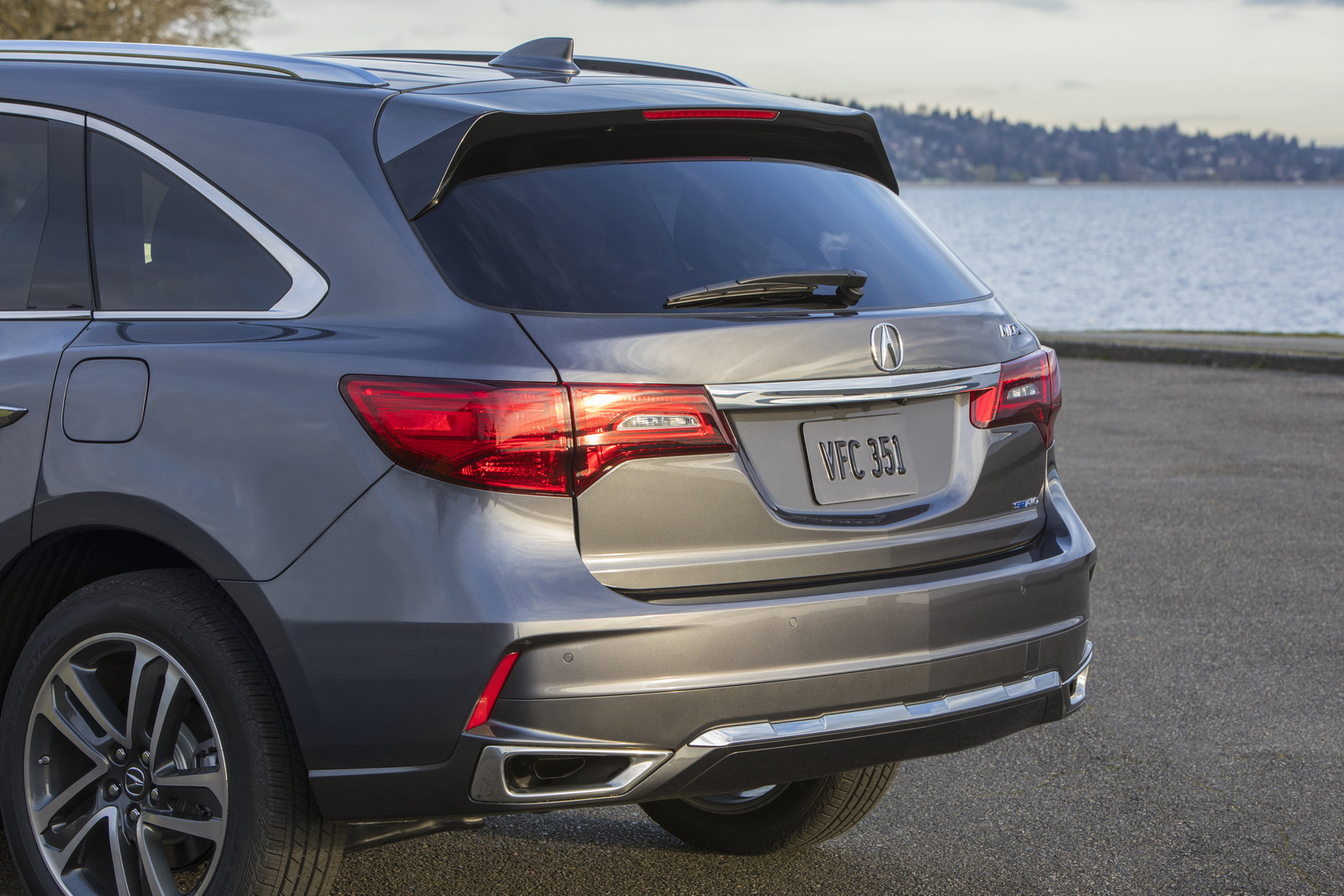2018-acura-mdx-sport-hybrid-us-pricing-53 2018 Acura MDX Sport Hybrid In Showrooms Tomorrow From $53,095