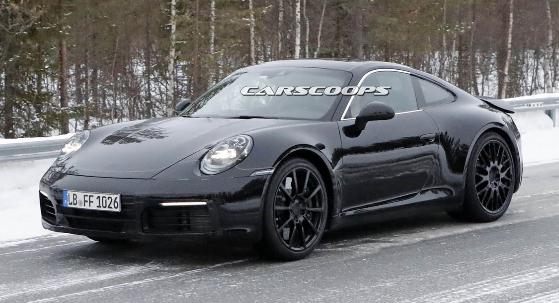 2019-Porsche-911-2 U Spy: 2019 Porsche 911 Caught Completely Undisguised?