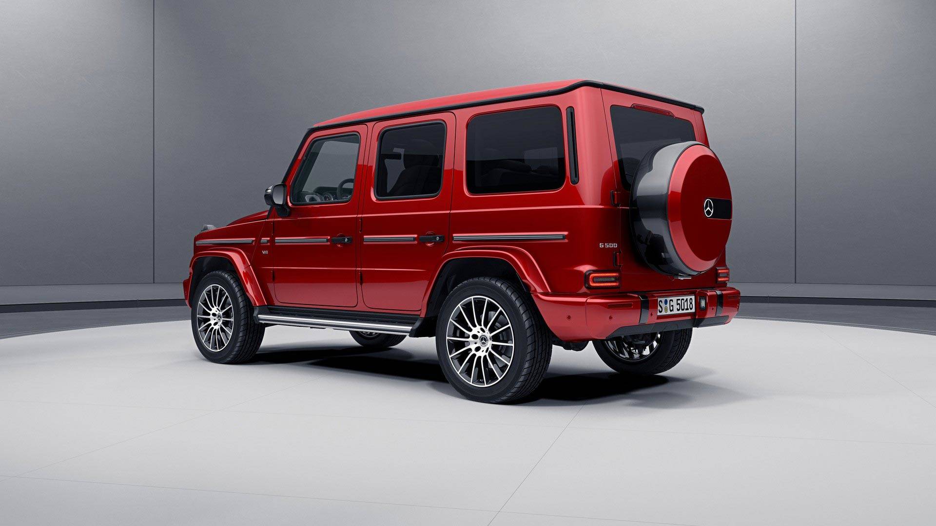 2019-mercedes-benz-g-class-night-package2 Mercedes-Benz Gives New G-Class A Low-Key Night Package