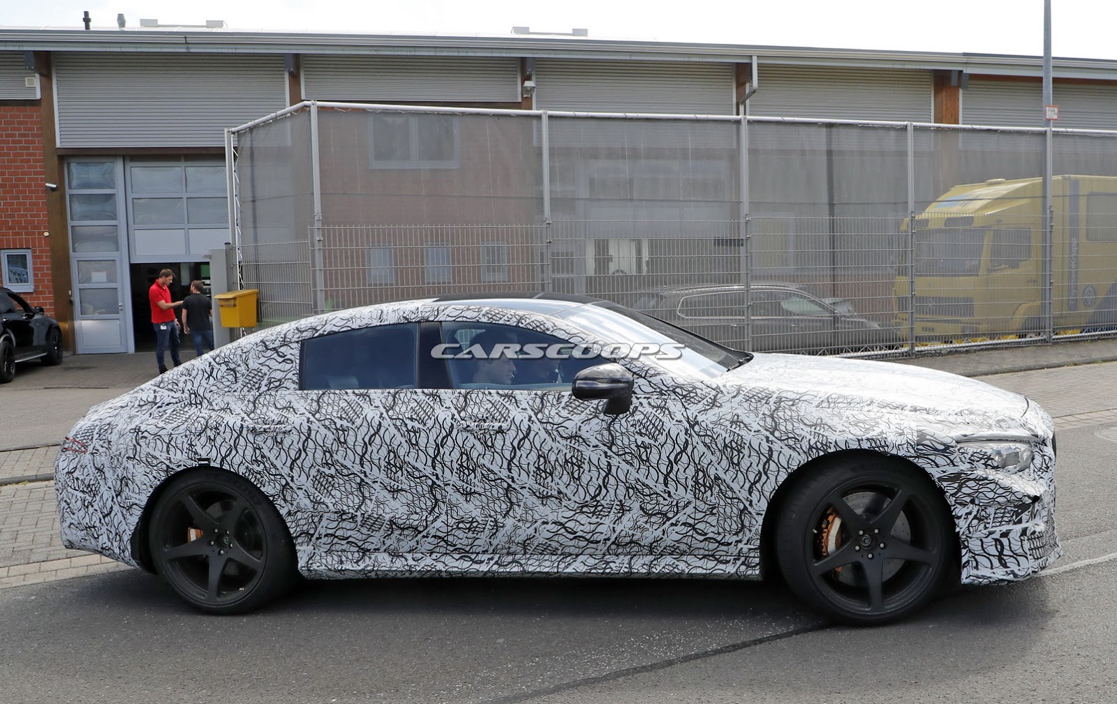 AMG-GT4-Less-Camo-Spy-10 Mercedes-AMG GT4 Will Reportedly Debut In Geneva