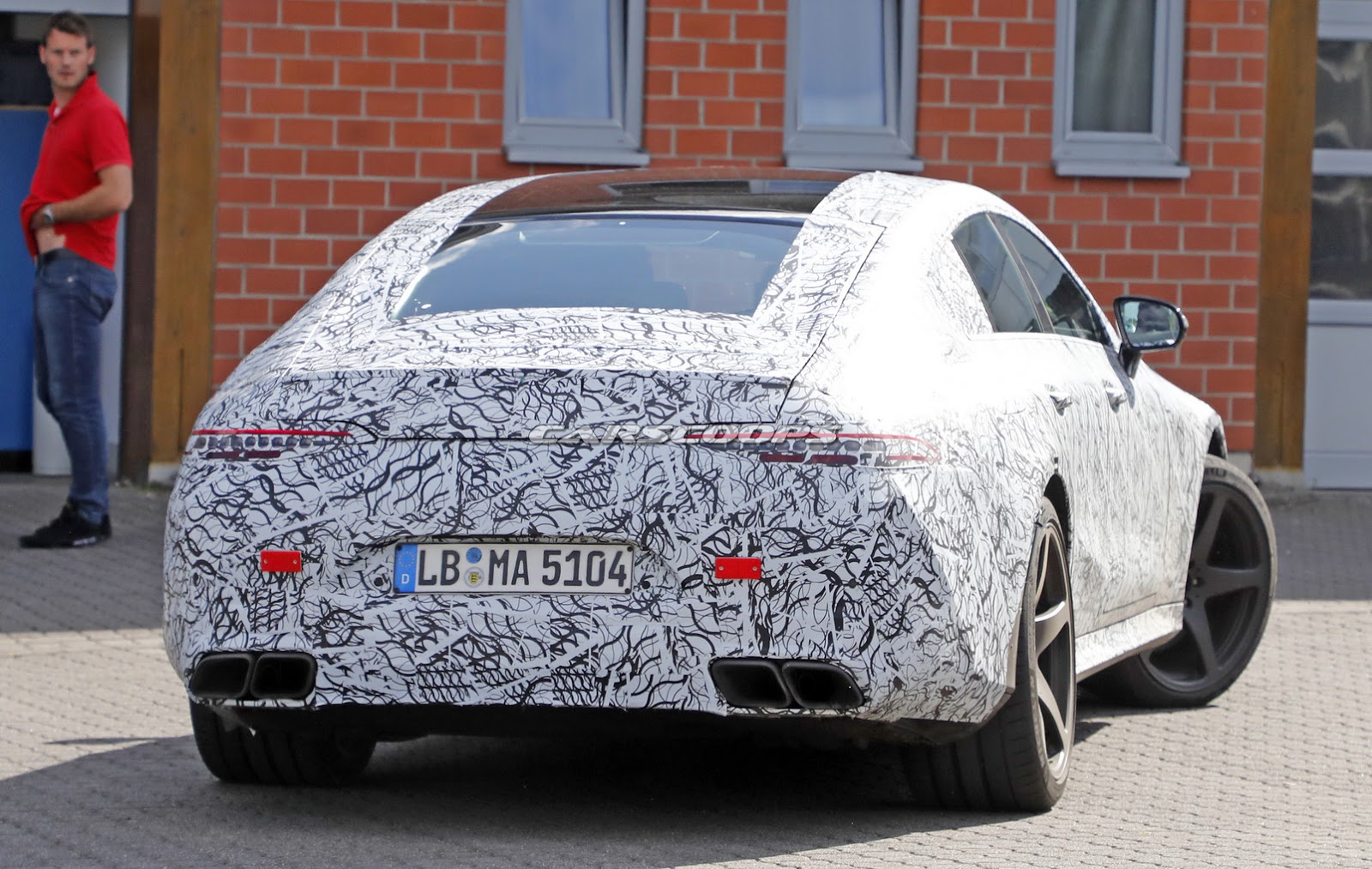 AMG-GT4-Less-Camo-Spy-18 Mercedes-AMG GT4 Will Reportedly Debut In Geneva