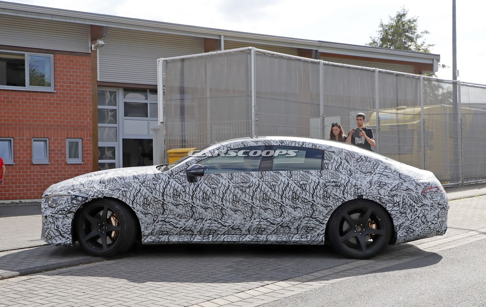 AMG-GT4-Less-Camo-Spy-23 Mercedes-AMG GT4 Will Reportedly Debut In Geneva