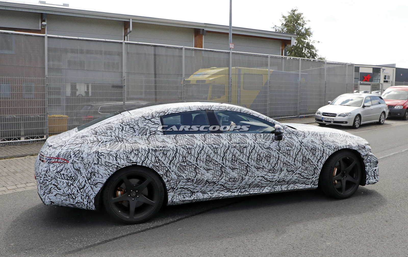 AMG-GT4-Less-Camo-Spy-8 Mercedes-AMG GT4 Will Reportedly Debut In Geneva