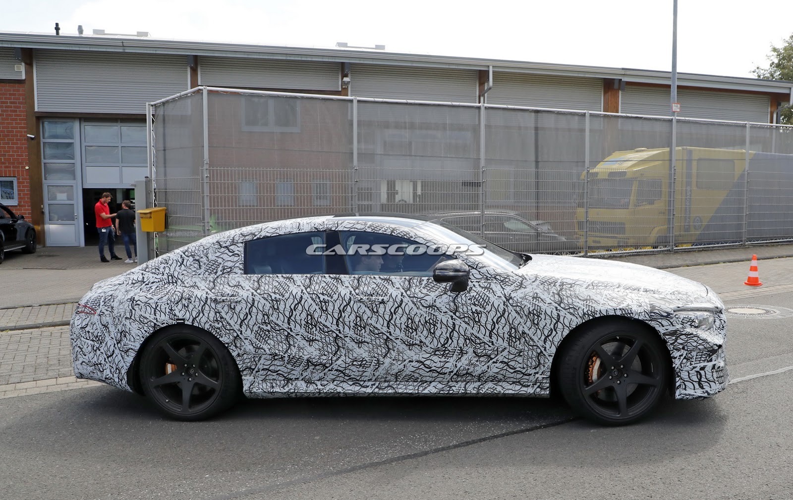 AMG-GT4-Less-Camo-Spy-9 Mercedes-AMG GT4 Will Reportedly Debut In Geneva