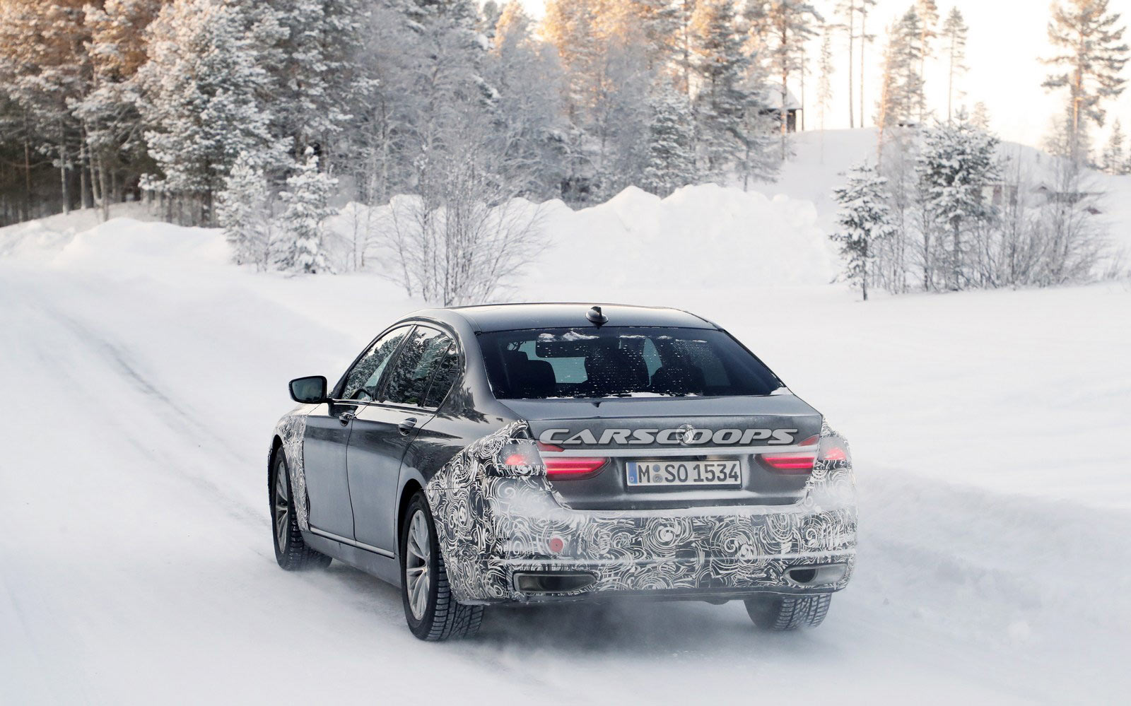 BMW-7-Series-12 2019 BMW 7-Series Caught Getting Ready To Tackle The All-New A8