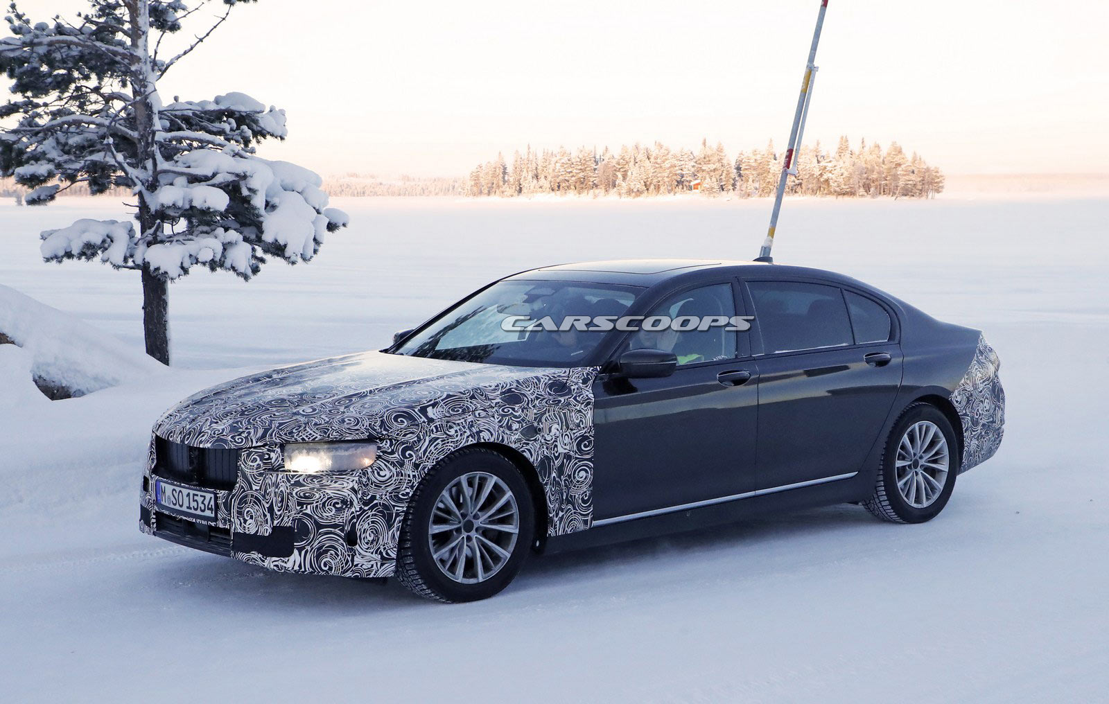BMW-7-Series-5 2019 BMW 7-Series Caught Getting Ready To Tackle The All-New A8