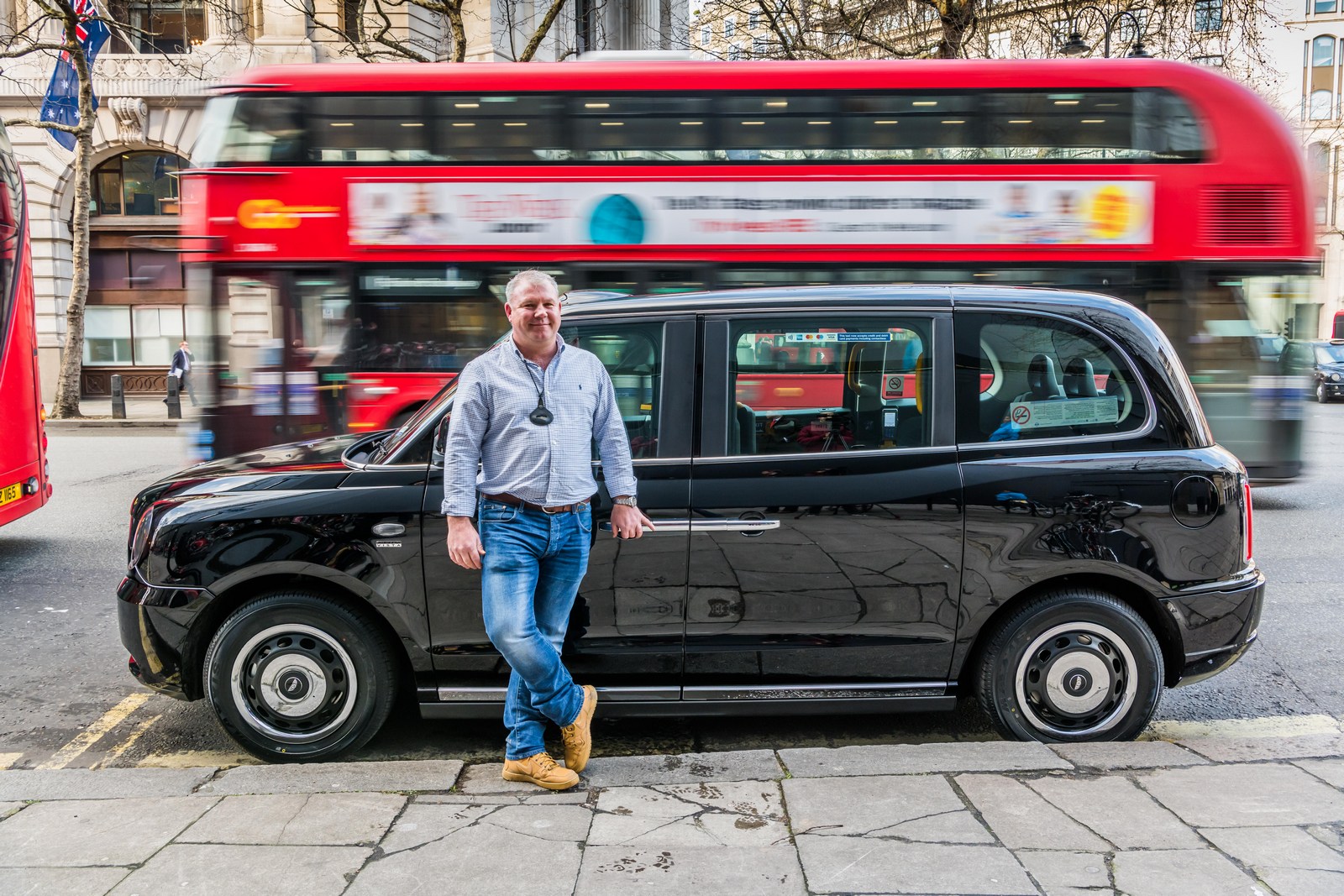 Black-Cab-3 New Hybrid TX Black Cab Enters Service In London
