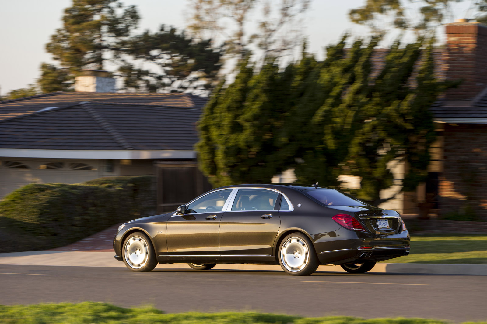 2016 Mercedes-Maybach S600 Bulgaria Investigating Luxury Car Owners For Tax Fraud And Money Laundering
