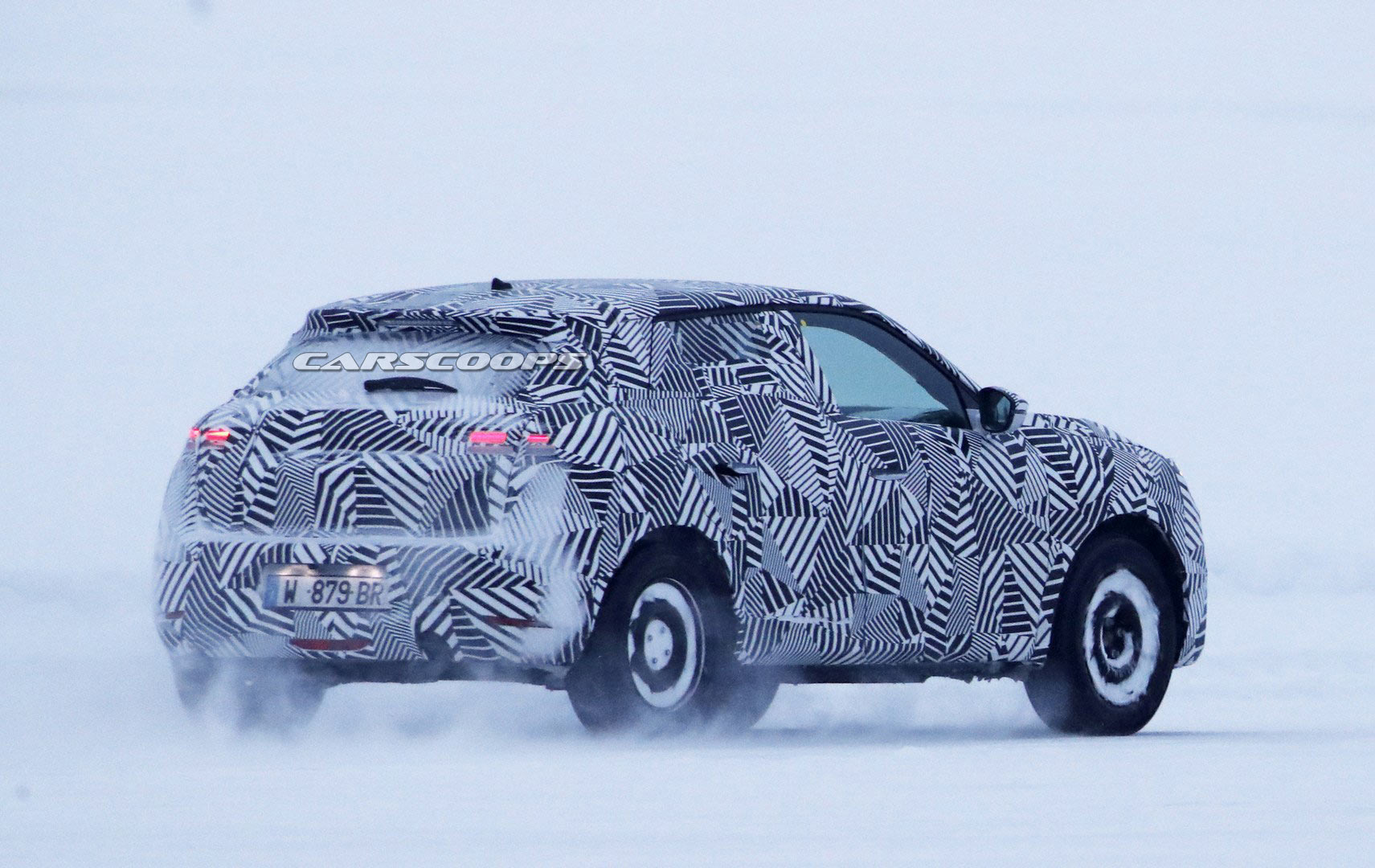 DS3-Crossback-12 DS3 Crossback Spied In Sweden, Will Be Offered As An EV