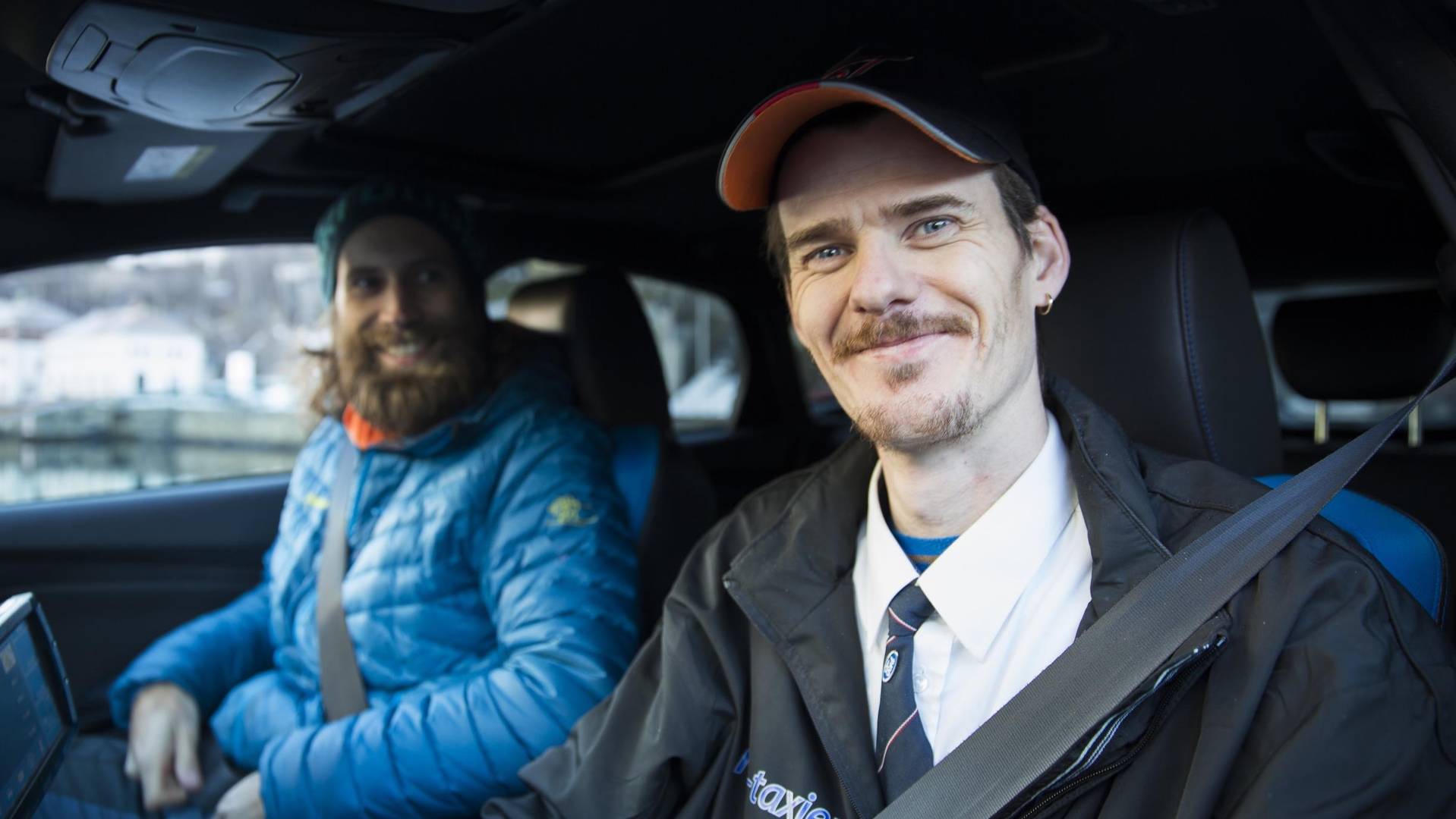 Ford-Focus-RS-Taxi-3 Norwegian Cabbie Thrills Locals With His Ford Focus RS Taxi