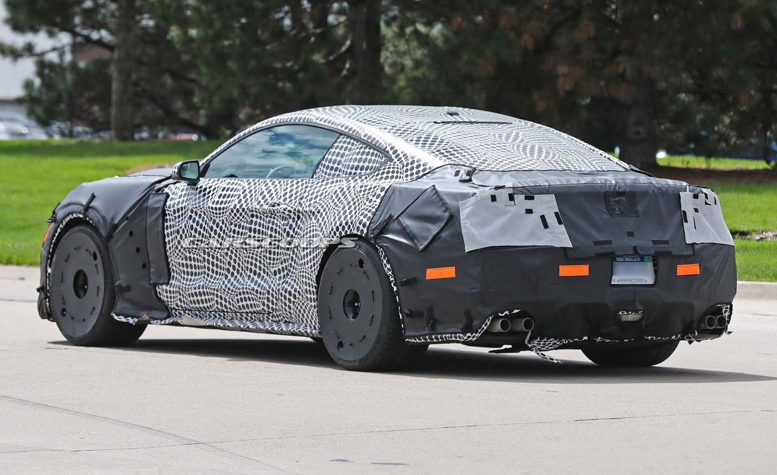 Ford-Mustang-Shelby-GT500-Horsepower-4 Ford Mustang Shelby GT500’s Dash Pic Suggests It May Have 772 HP