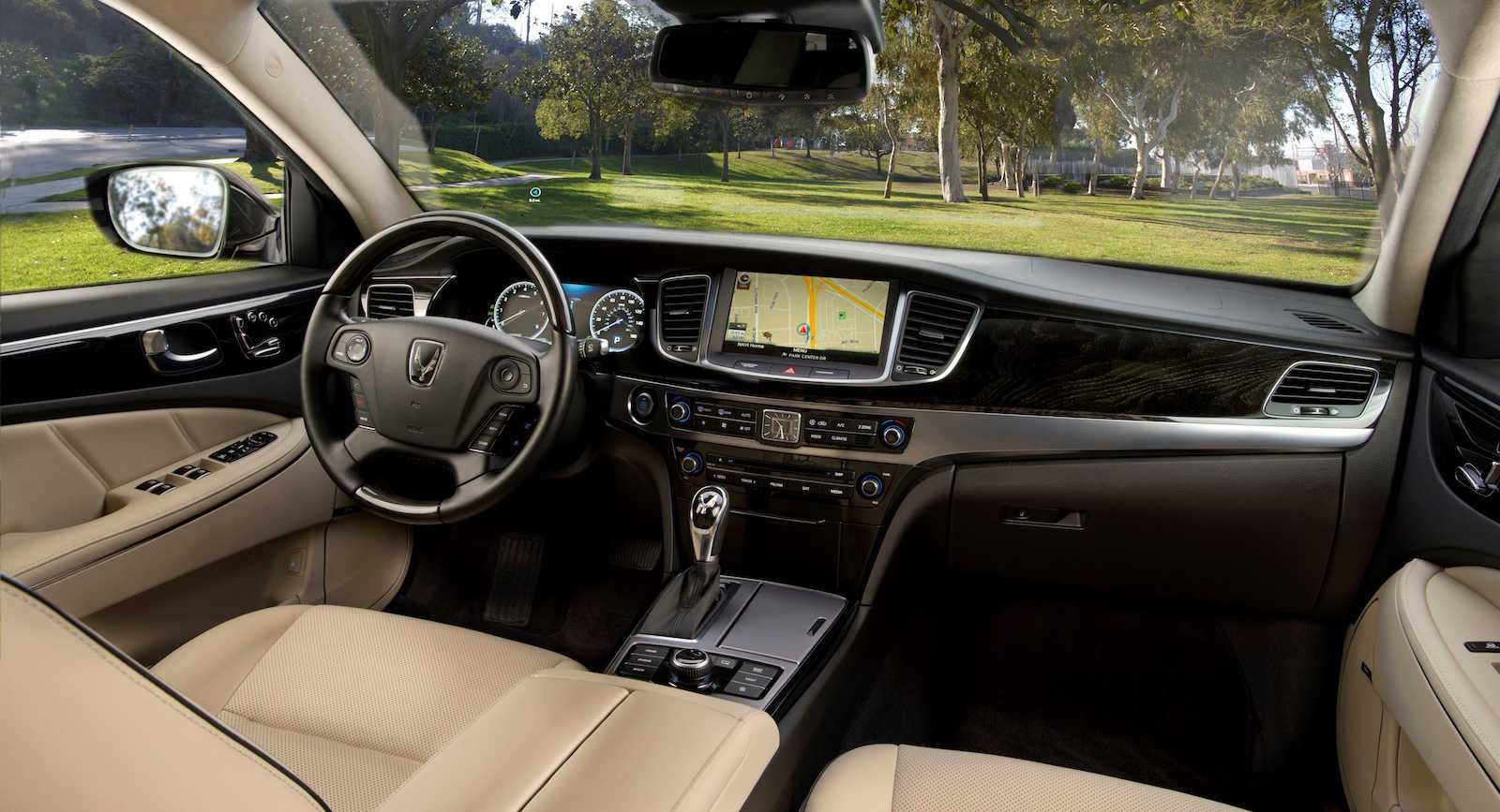 Hyundai Equus The Hyundai Equus Is Your Entry Ticket Into Luxury Executive Saloons