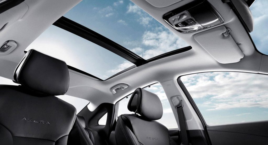  Hyundai Creates World’s First Panoramic Sunroof Airbag