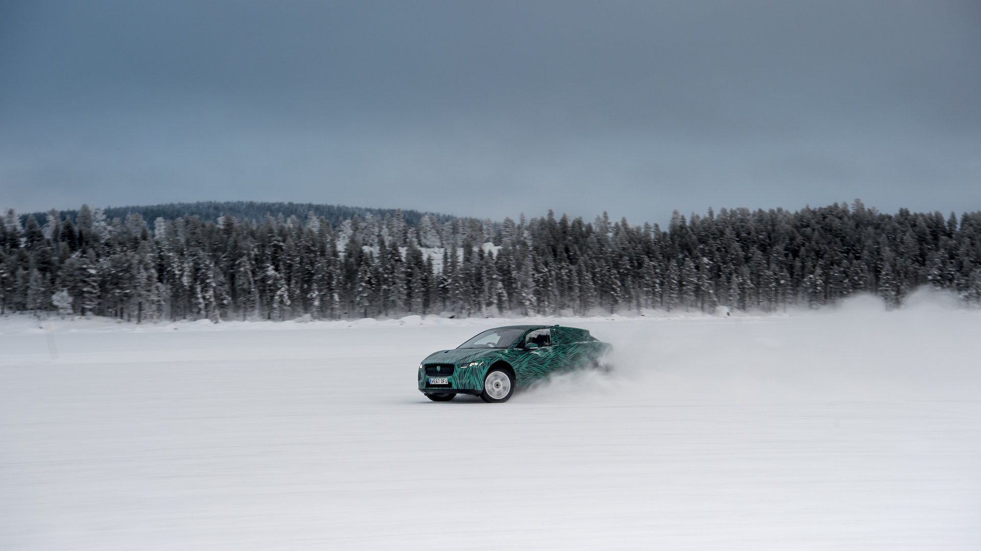 Jaguar-I-Pace-6 Jaguar I-Pace Can Get An 80 Percent Charge In Just 45 Minutes