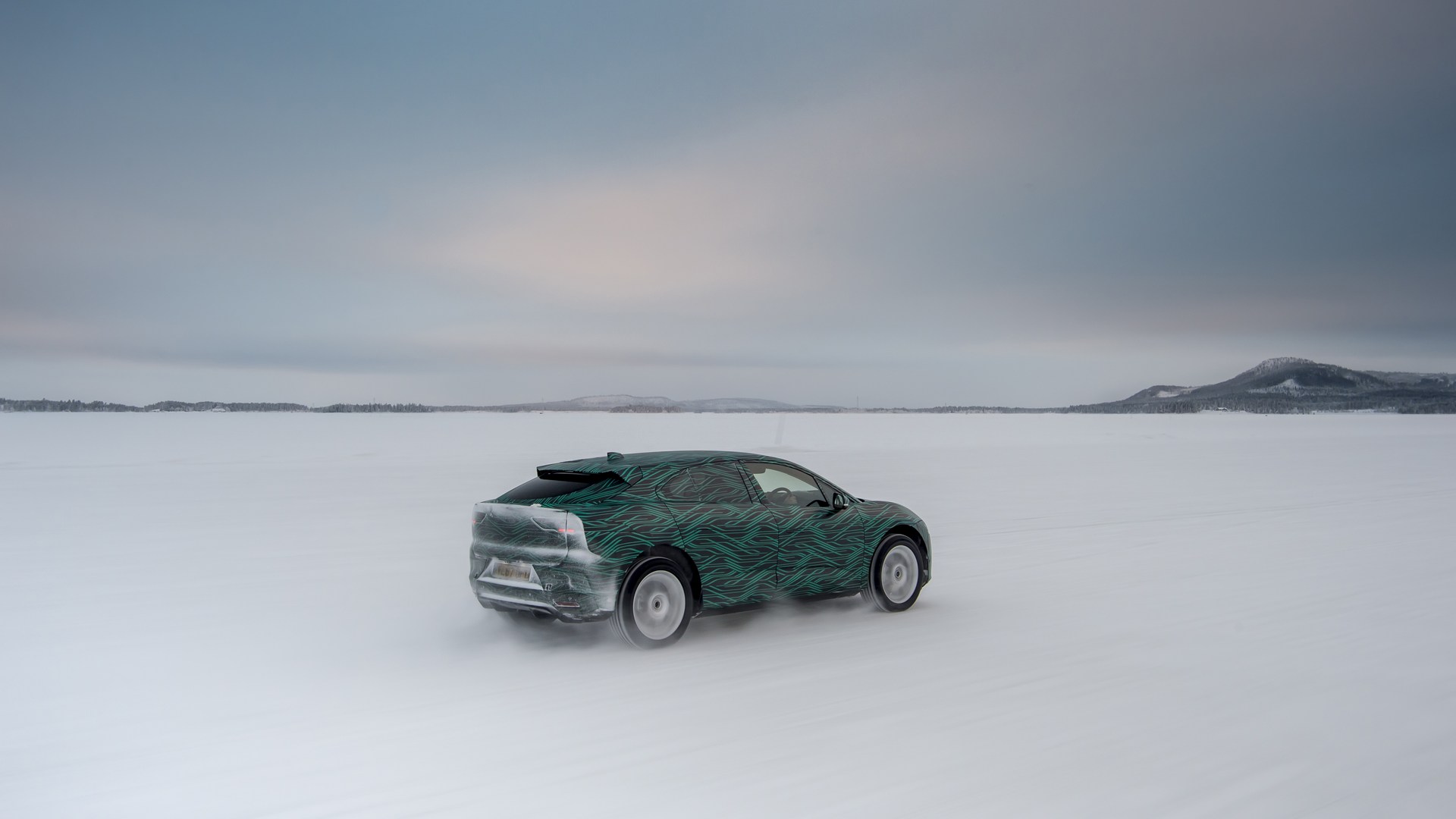 Jaguar-I-Pace-9 Jaguar I-Pace Can Get An 80 Percent Charge In Just 45 Minutes