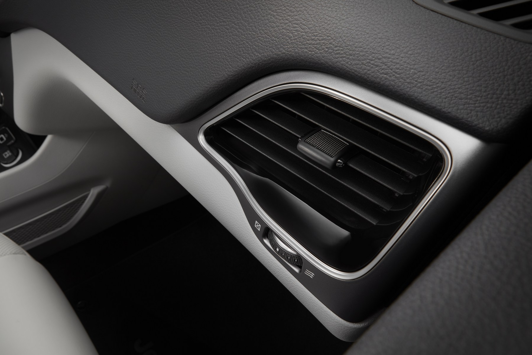 2019 Jeep® Cherokee Limited 2019 Jeep Cherokee Pricing Starts At $25,190