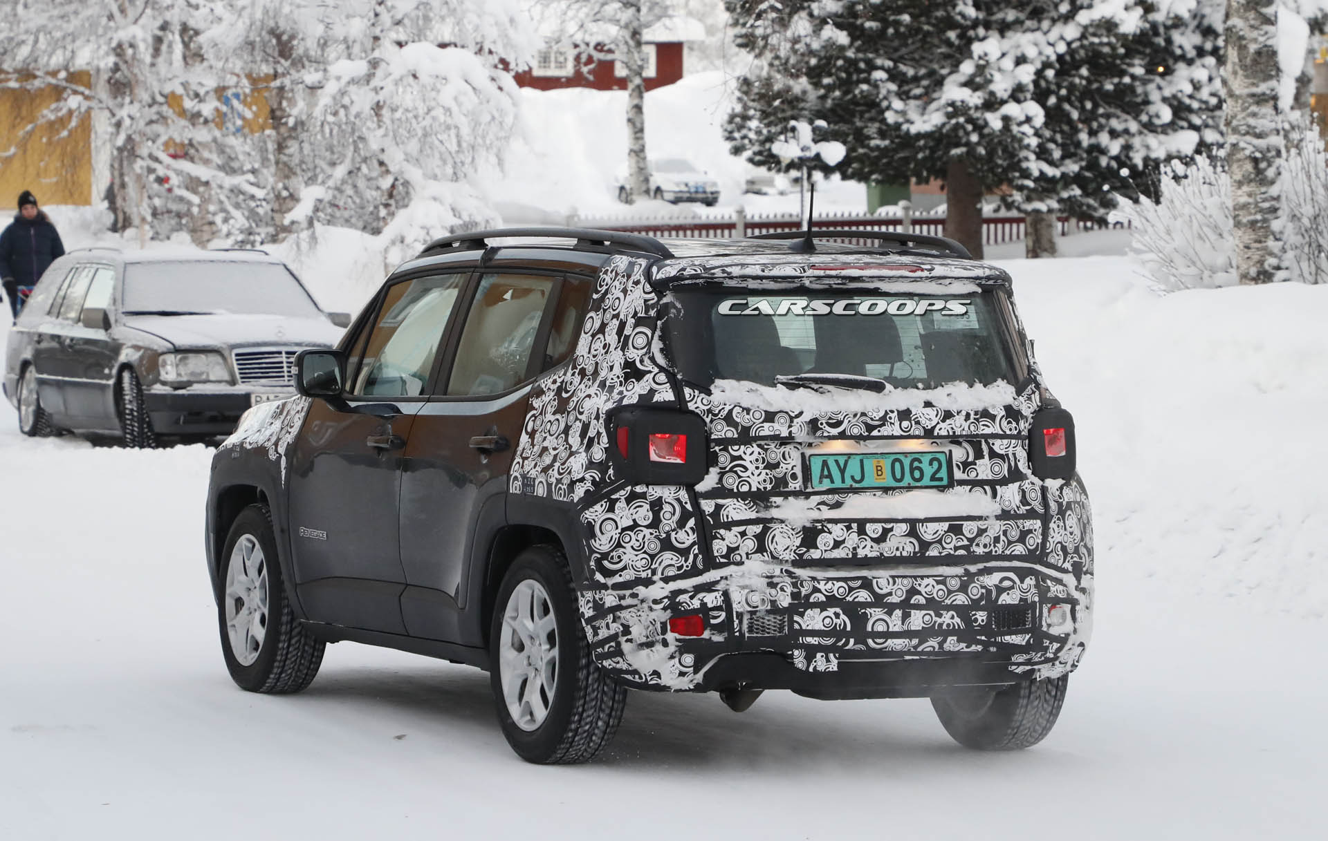 Jeep Renegade facelift 17 copy Jeep’s Giving The 2019 Renegade A Little Attention