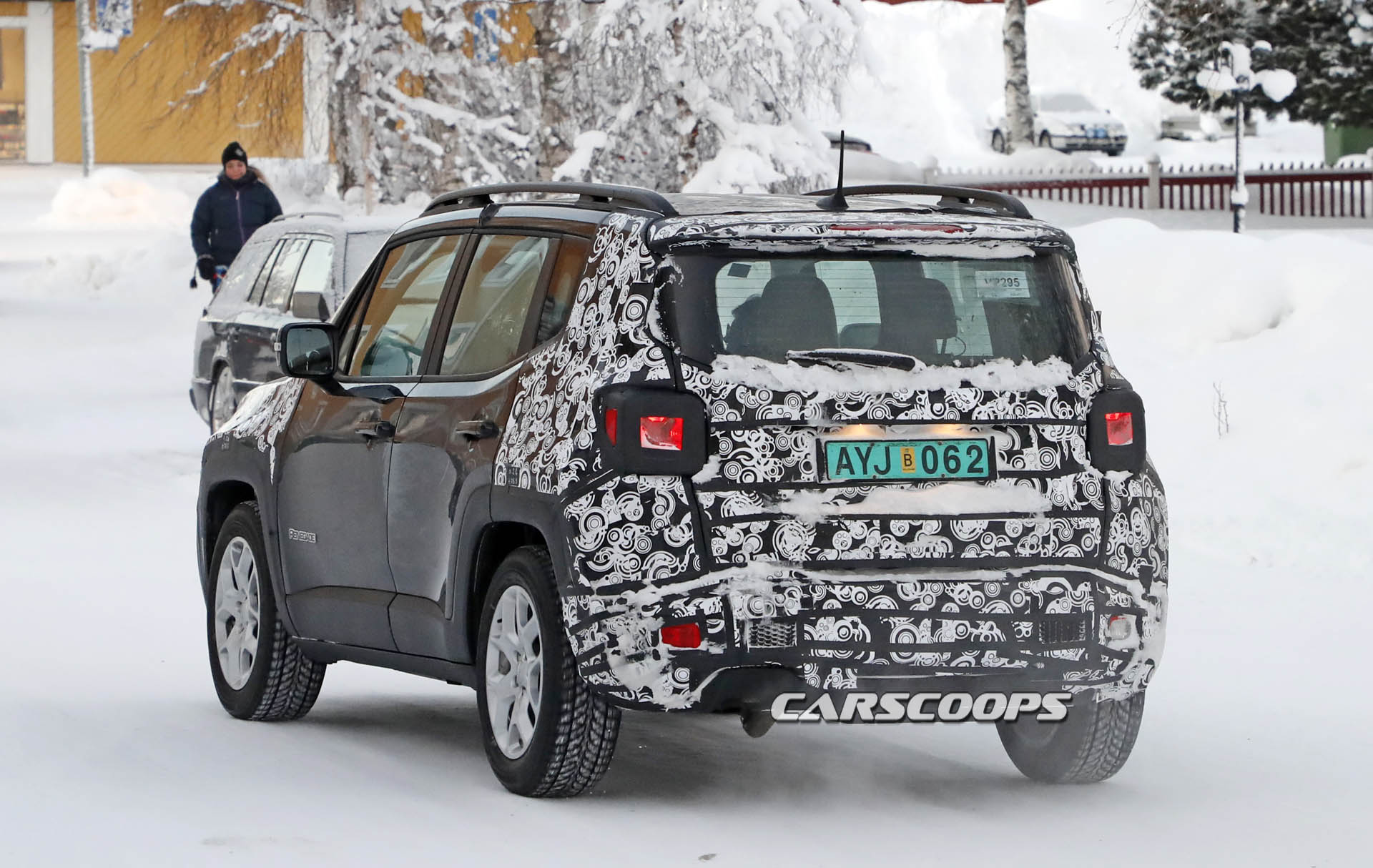 Jeep Renegade facelift 18 copy Jeep’s Giving The 2019 Renegade A Little Attention
