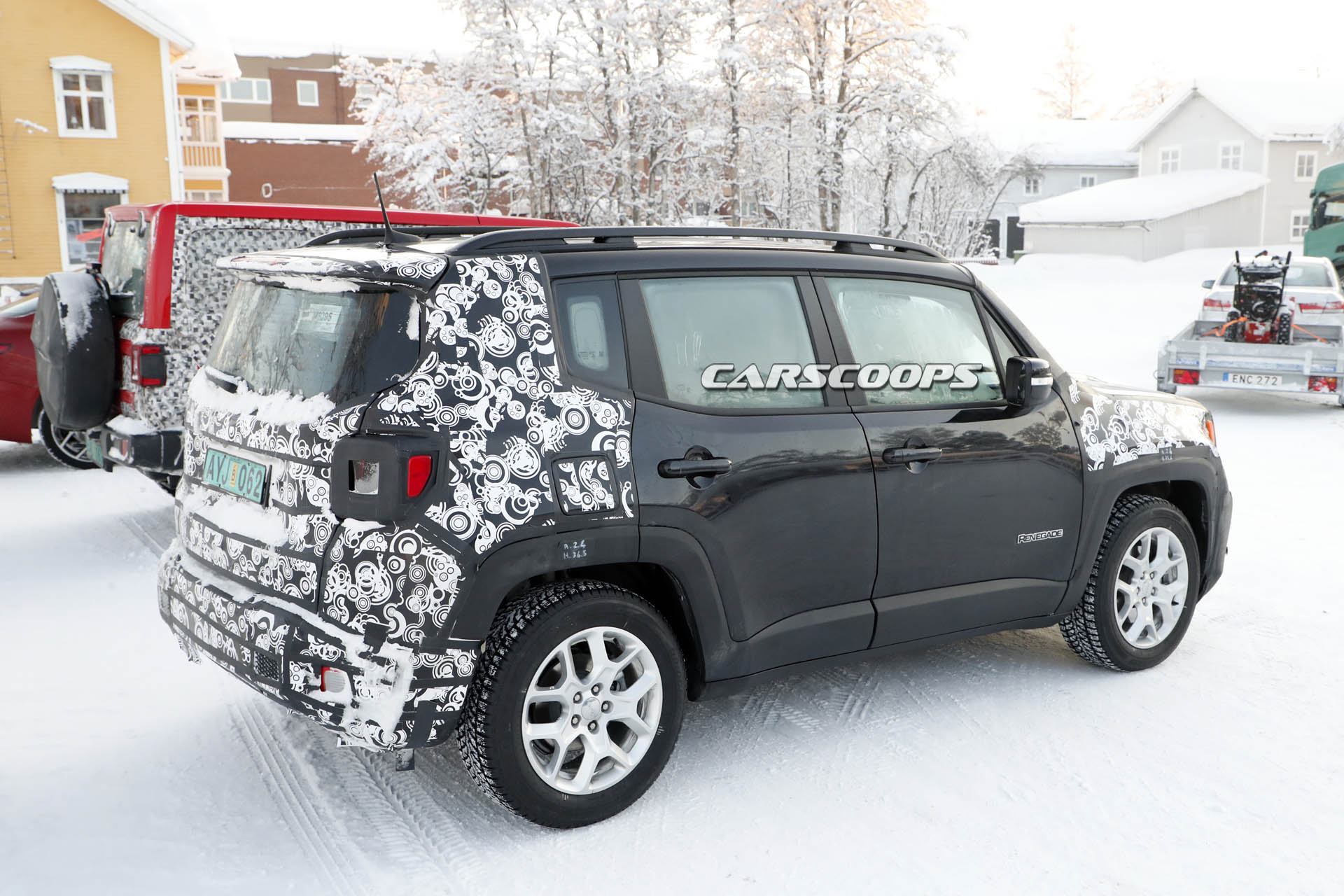 Jeep Renegade facelift 7 copy Jeep’s Giving The 2019 Renegade A Little Attention