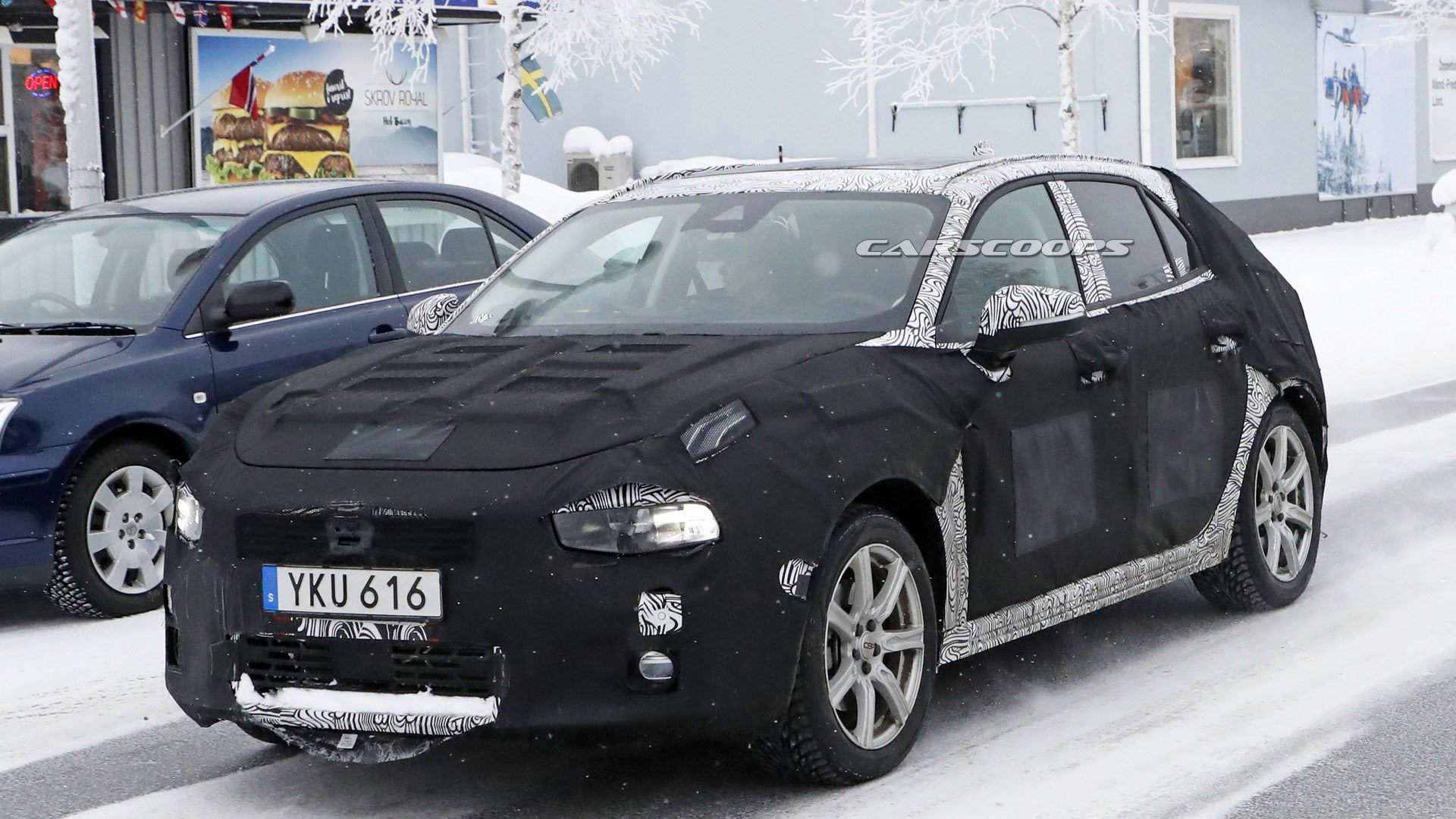 Lynk-&-Co-04-Hatchback-4 Lynk & Co Hatches The 04 To Battle The VW Golf