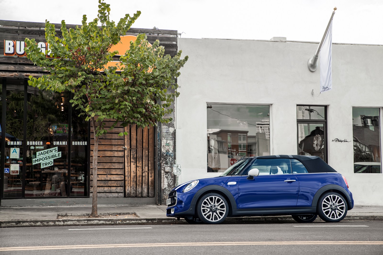 2019 MINI Hatch And Convertible Get A Facelift For Detroit | Carscoops