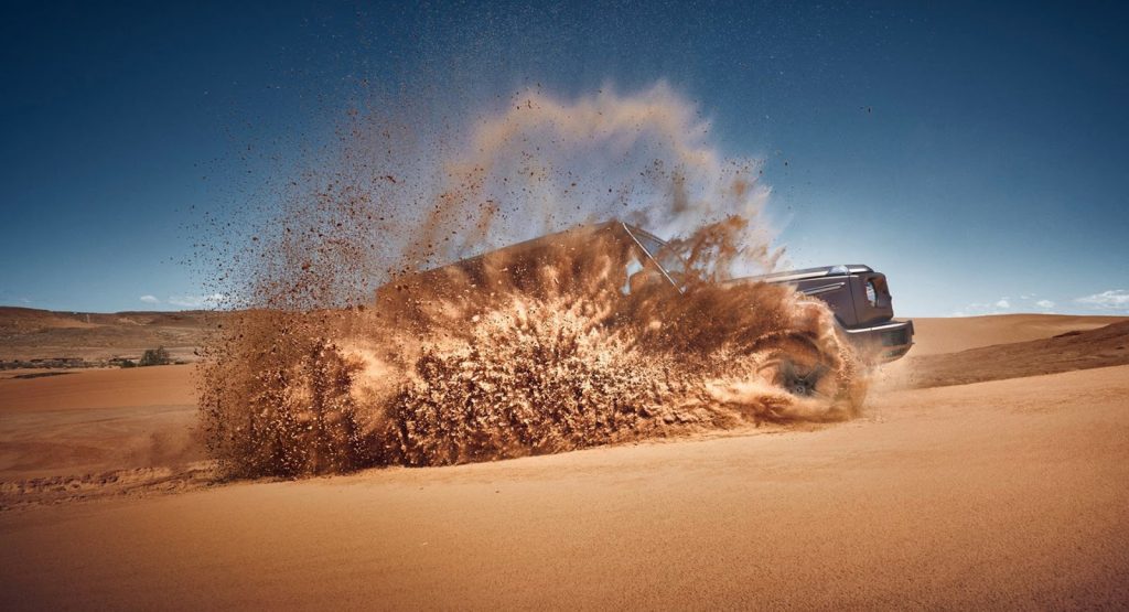  New-Age Mercedes-Benz G-Class Goes Dune Bashing
