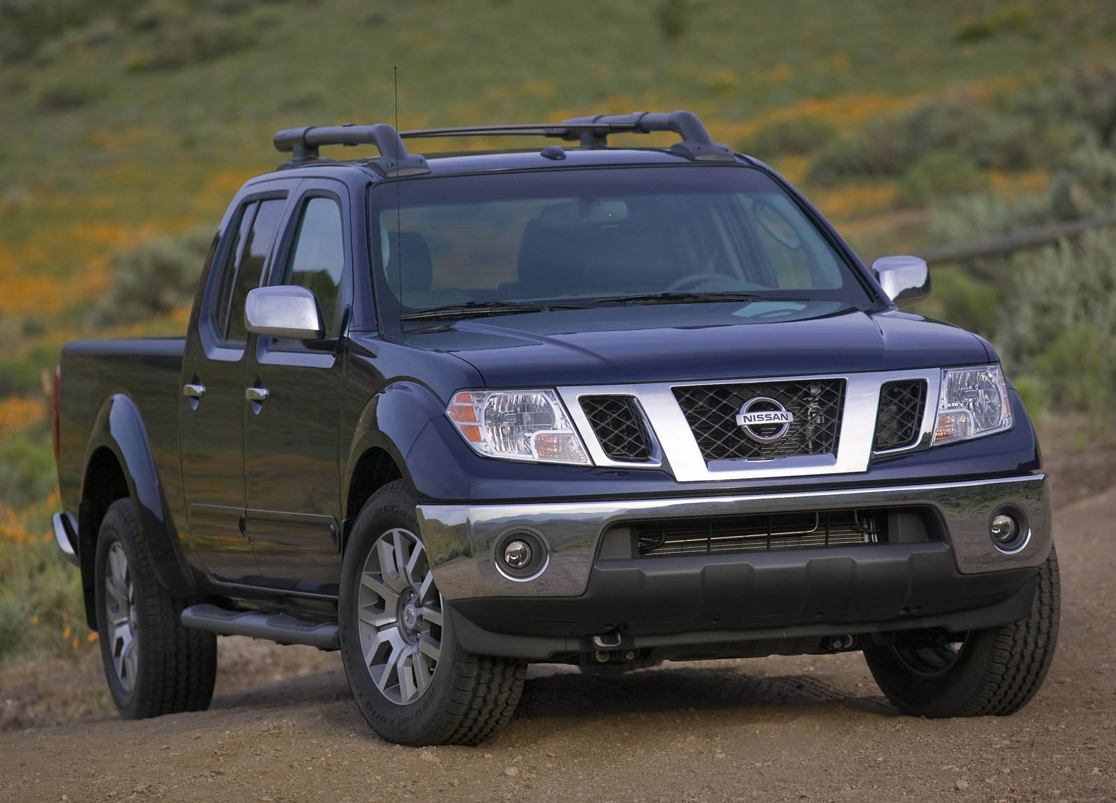 Nissan-Frontier-2009-1600-01 Mitsubishi Wants To Sell A Pickup Truck In America