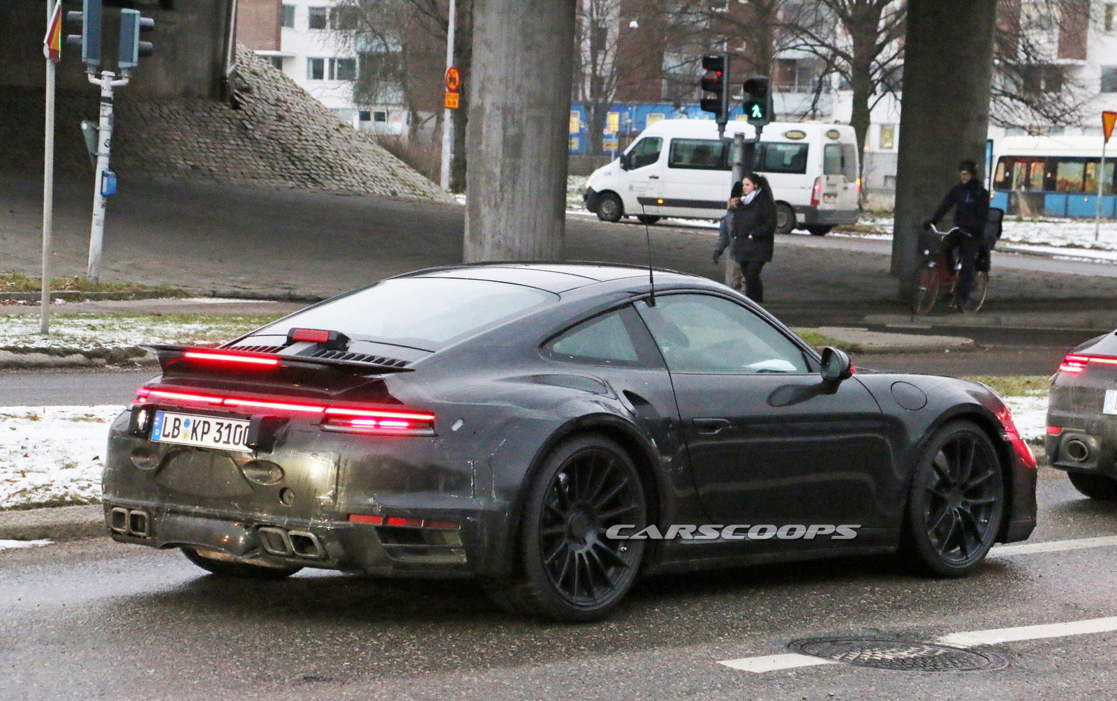 Porsche-911-Turbo-12 New Porsche 911 Turbo Spied, Could Have Around 600 HP
