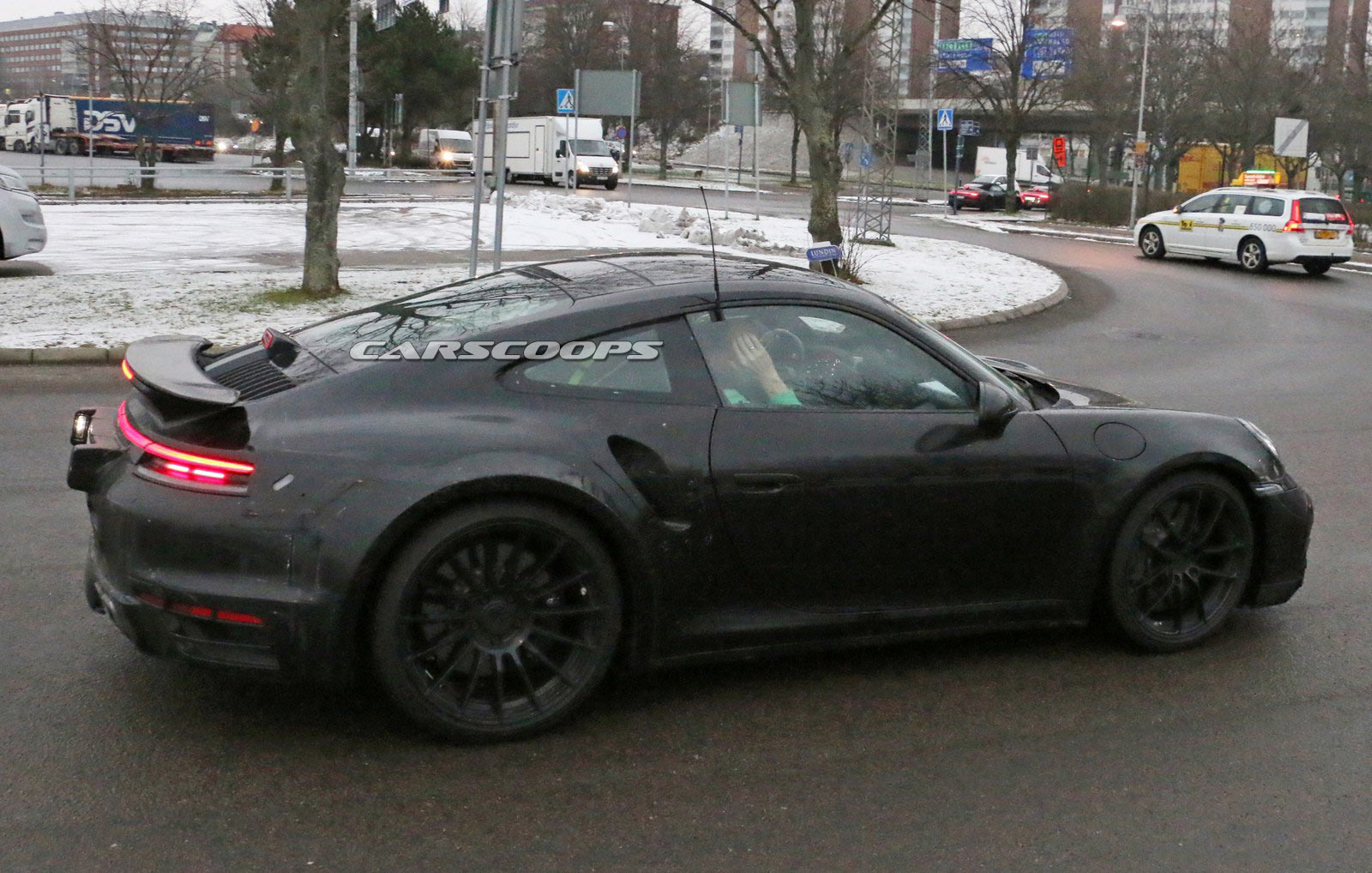 Porsche-911-Turbo-7 New Porsche 911 Turbo Spied, Could Have Around 600 HP