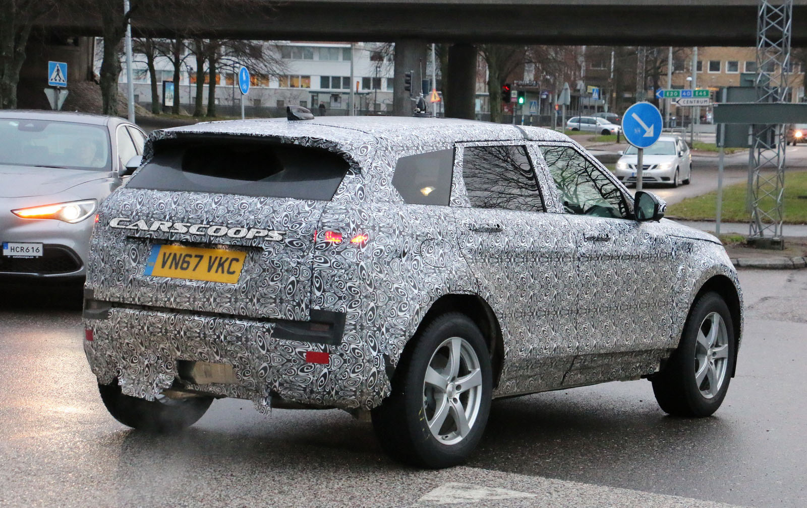 RangeRover-Evoque-10 2019 Range Rover Evoque Wears Its Production Body, Looks A Lot Sleeker