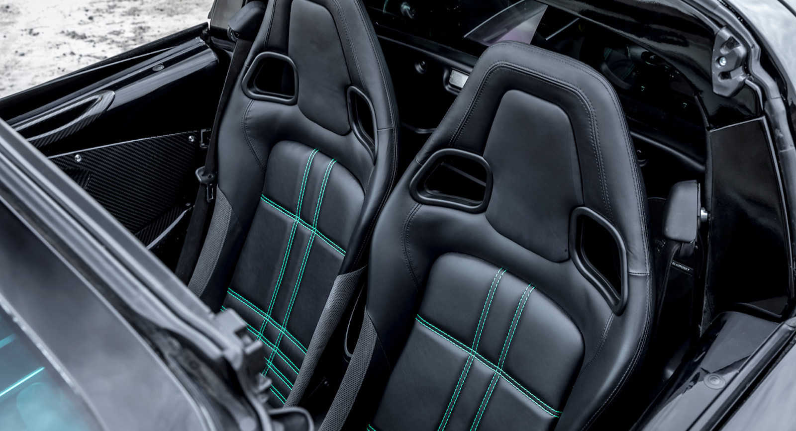 Rezvani Beast Alpha X Blackbird 700-HP Rezvani Beast Alpha X Blackbird Named After The Legendary SR-71 Aircraft