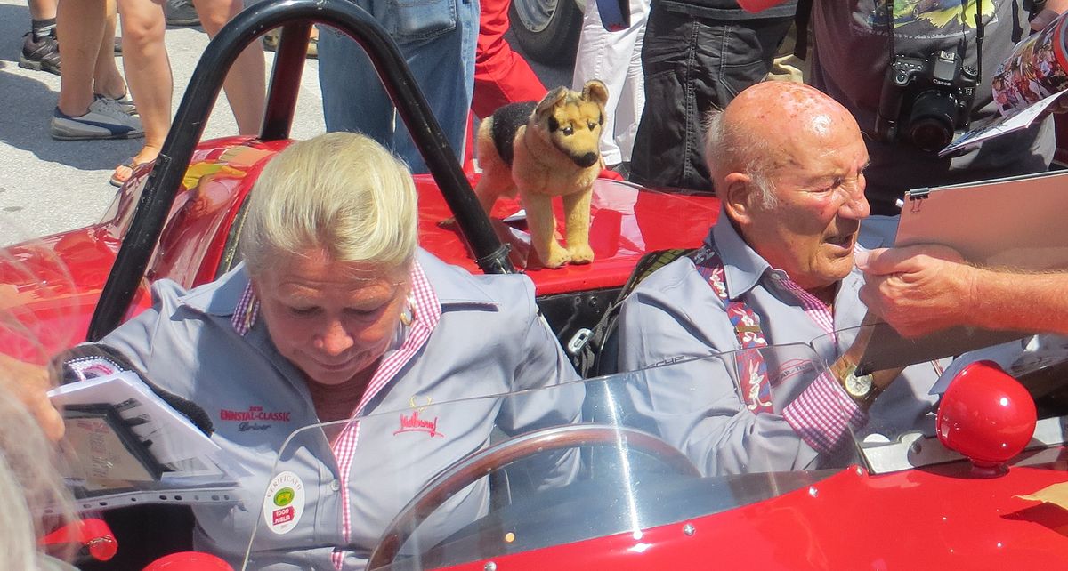 Sir-Stirling-Moss-Retiring-2 Sir Stirling Moss Says He’s Retiring From Public Life