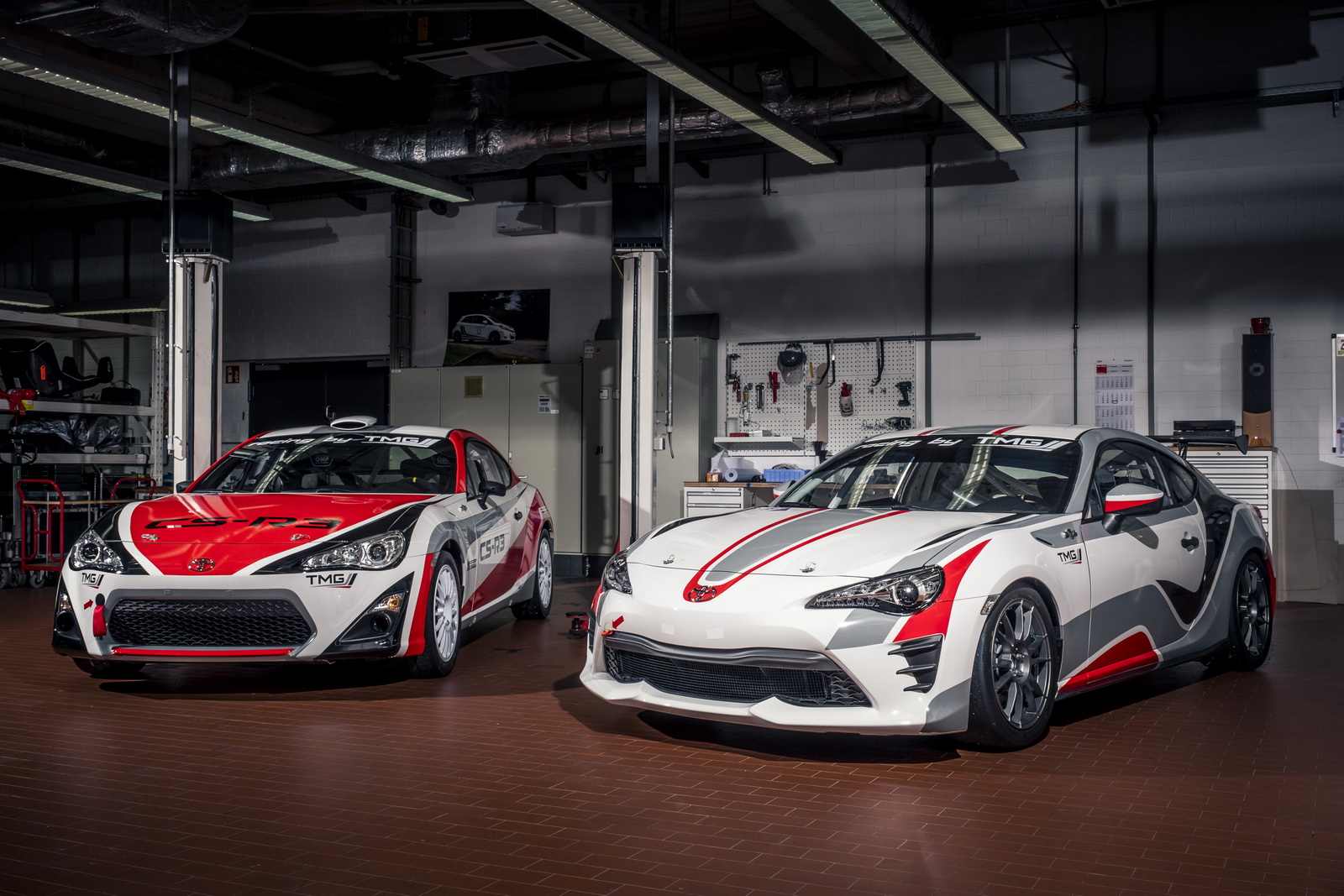 TOYOTA-86-RACING-02 Toyota Gazoo Announces New GT86 Trophy Competition In Europe