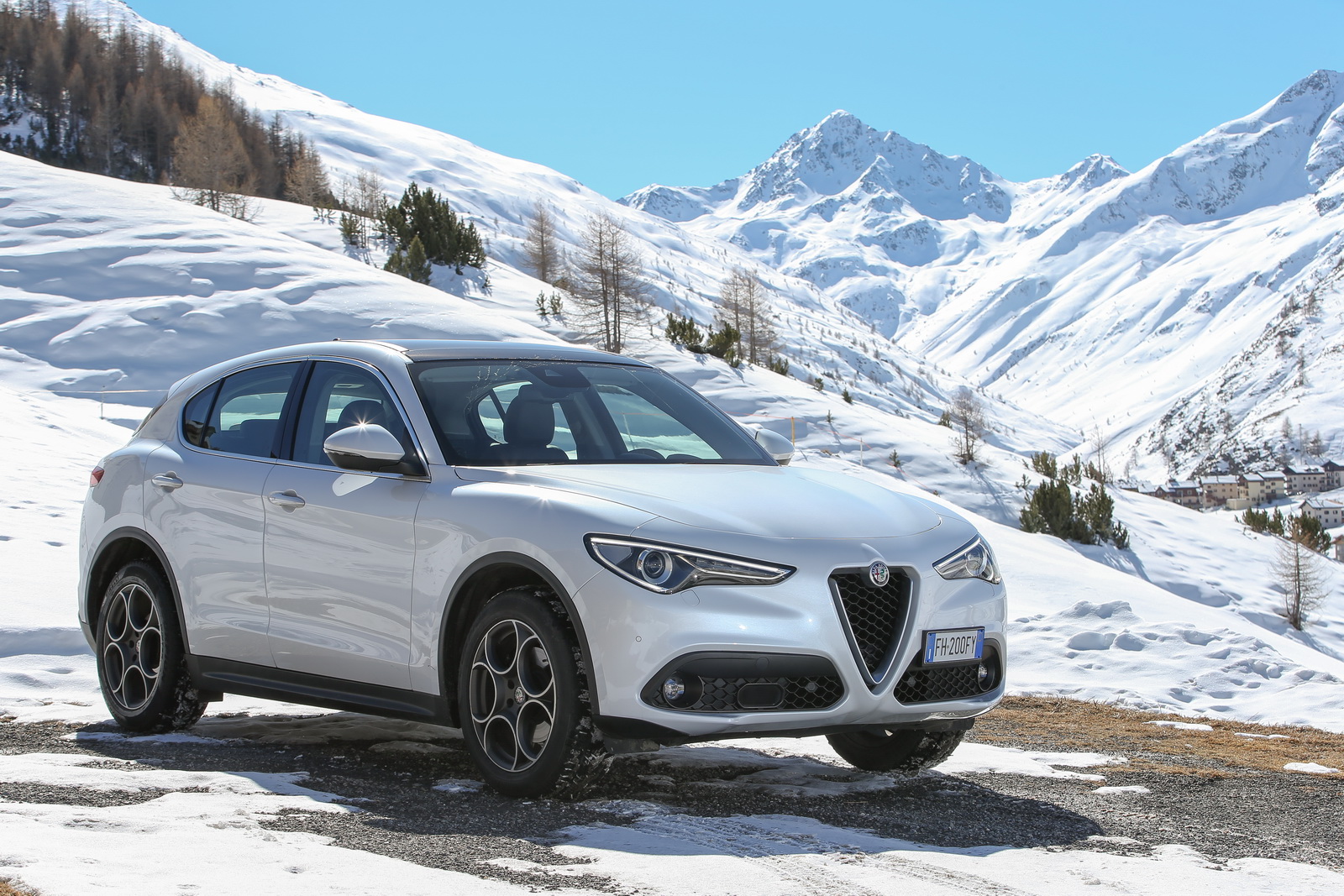 alfa-romeo-stelvio-4 Unsurprisingly, Alfa Romeo Missed Profits Target, Posted Losses In 2017