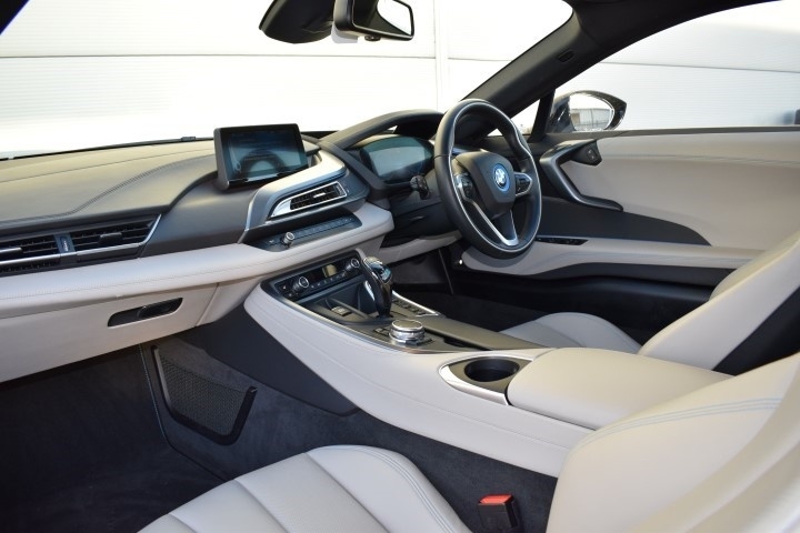 bmw-i8-wayne-rooney-sold-3 Wayne Rooney Will Sell You His BMW i8 For £64,995