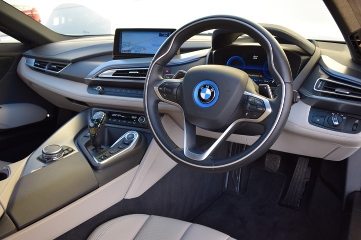 bmw-i8-wayne-rooney-sold-4 Wayne Rooney Will Sell You His BMW i8 For £64,995