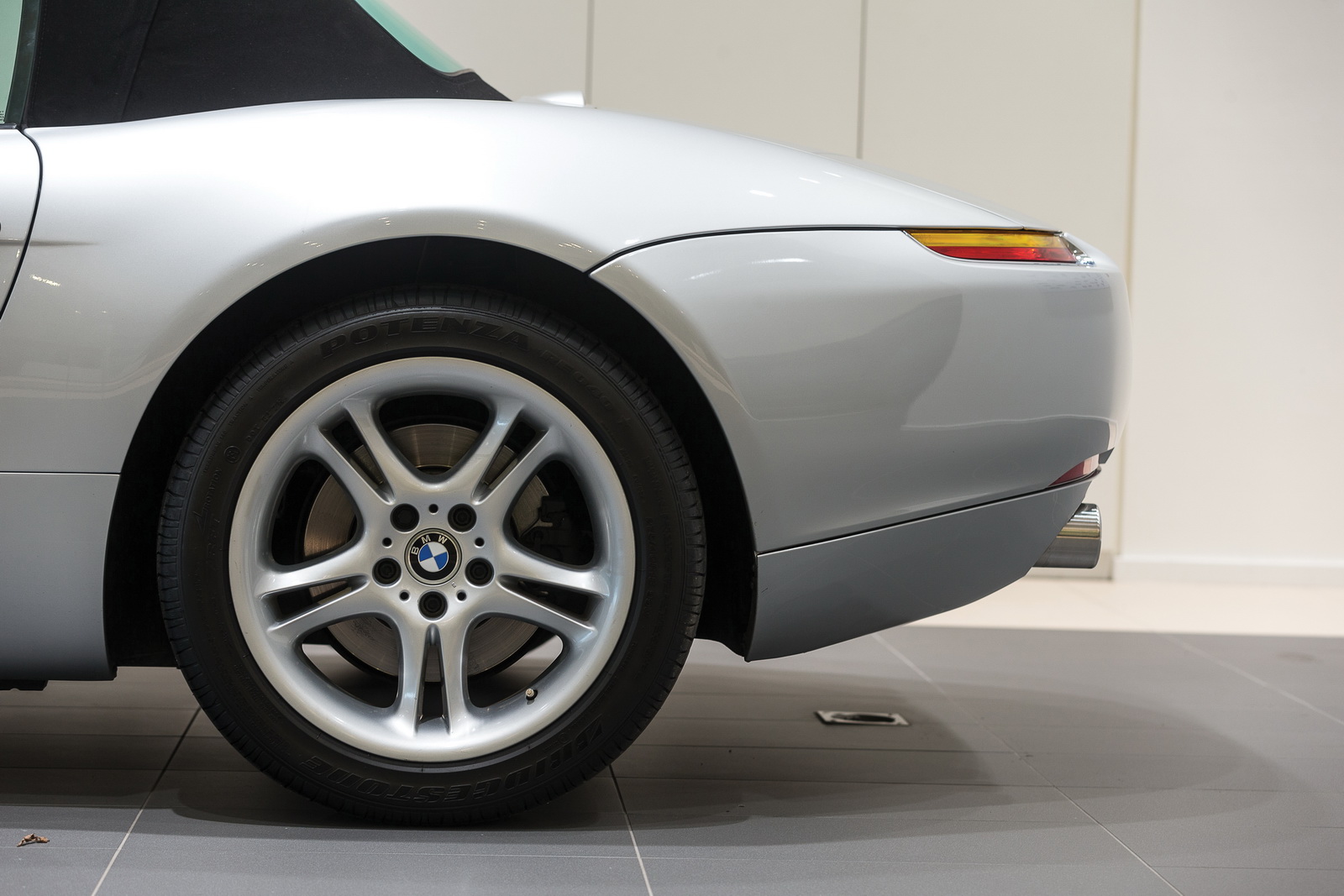 bmw-z8-12 Highly-Collectable BMW Z8 Is Almost A Bargain At $330k