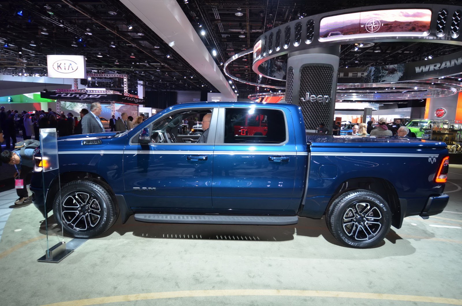 ram-1500-naias-livepics-190 Luxury Car Owners Ditch Sedans For Expensive Full-Size Pickup Trucks