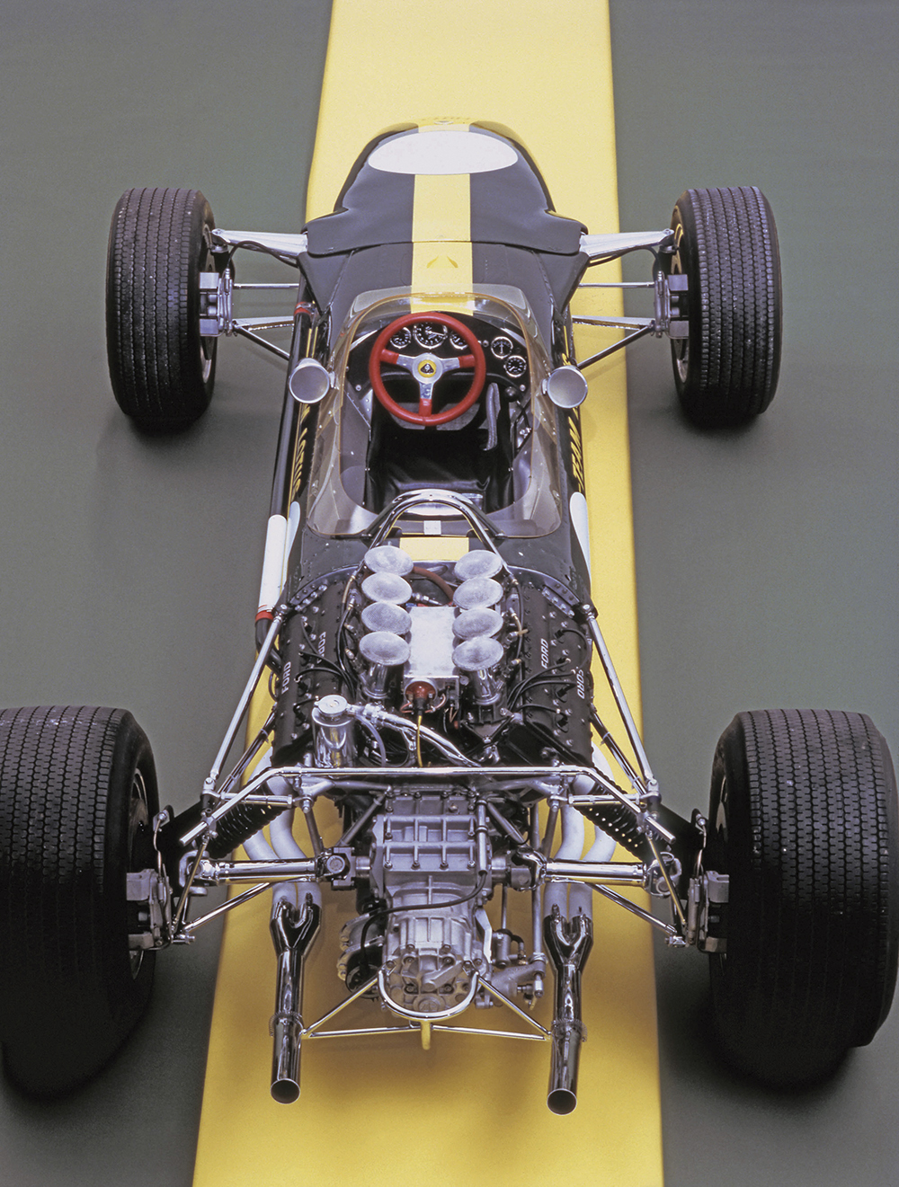 cosworth-05 Aston Martin Gets Cosworth On Board Its F1 Engine Program