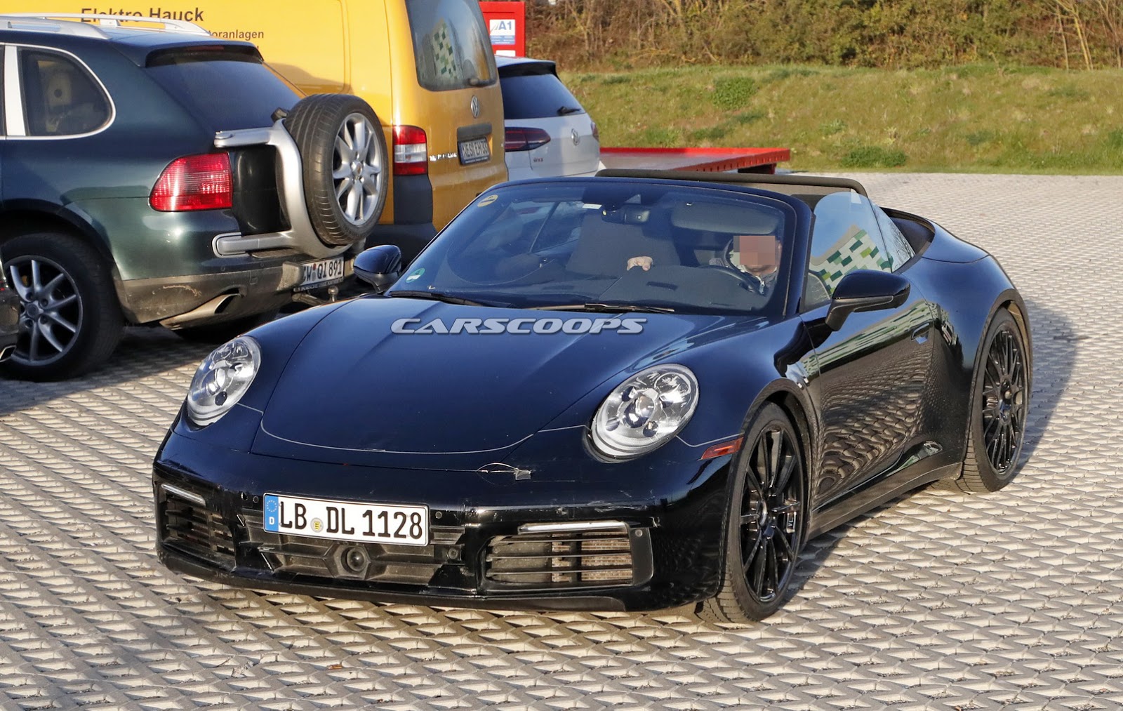 porsche-992-cabrio-spied-top-down-2 2019 Porsche 911 Caught Undisguised Out In The Open – Again