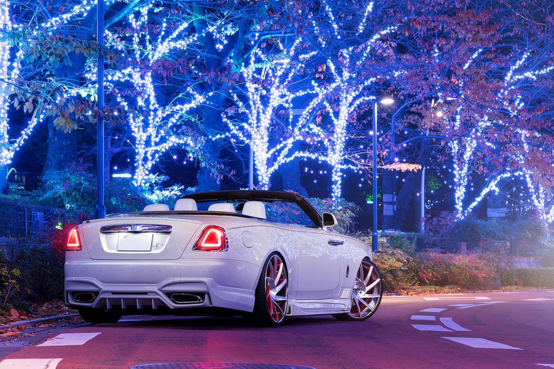 forgiato-japan-dawn-troppo-ecl-8 copy This Slammed Rolls-Royce Dawn Just Goes To Show That ‘Subtle’ Is Relative