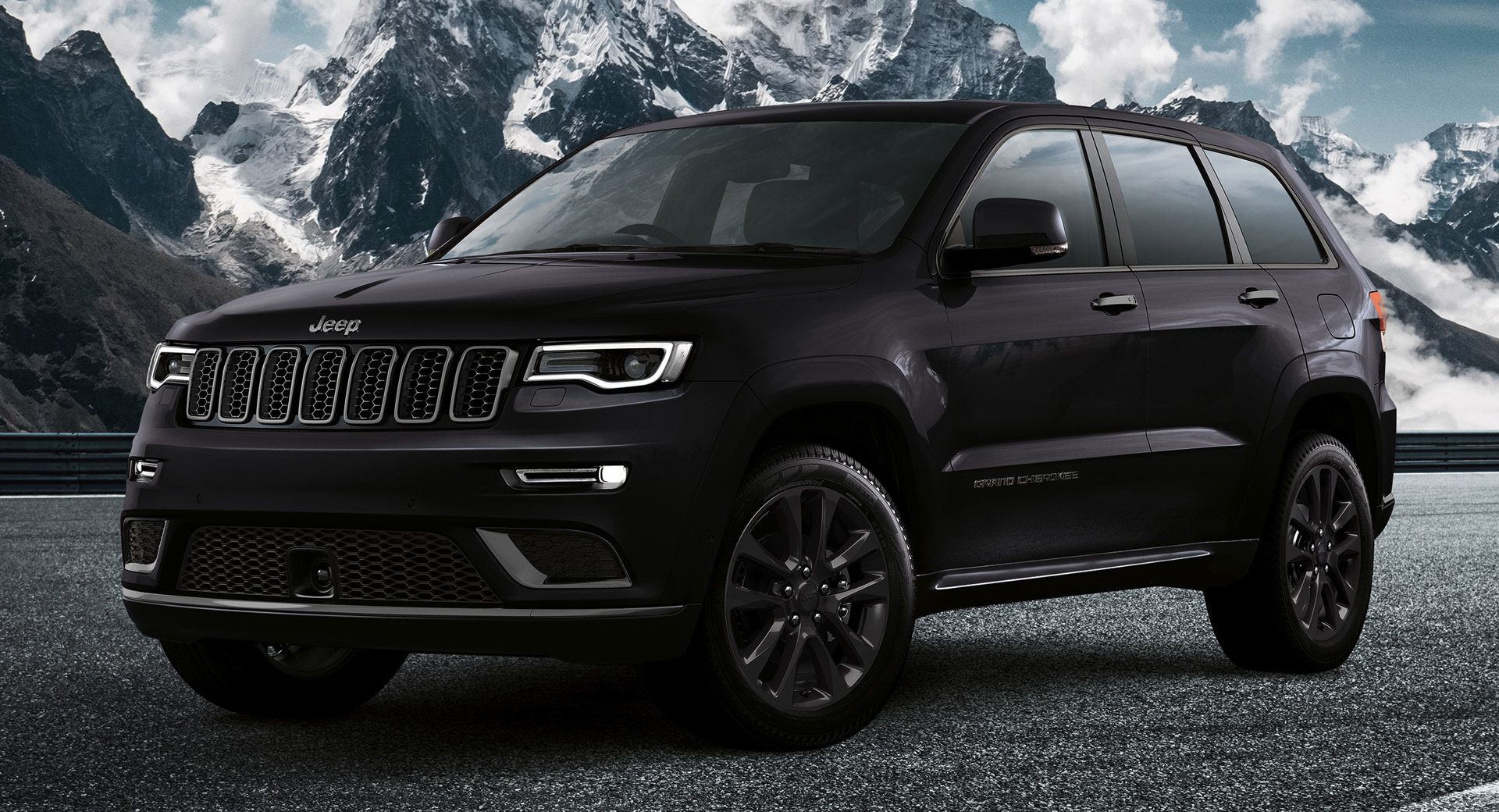 Jeep Grand Cherokee S Launches In Europe All Blacked Out